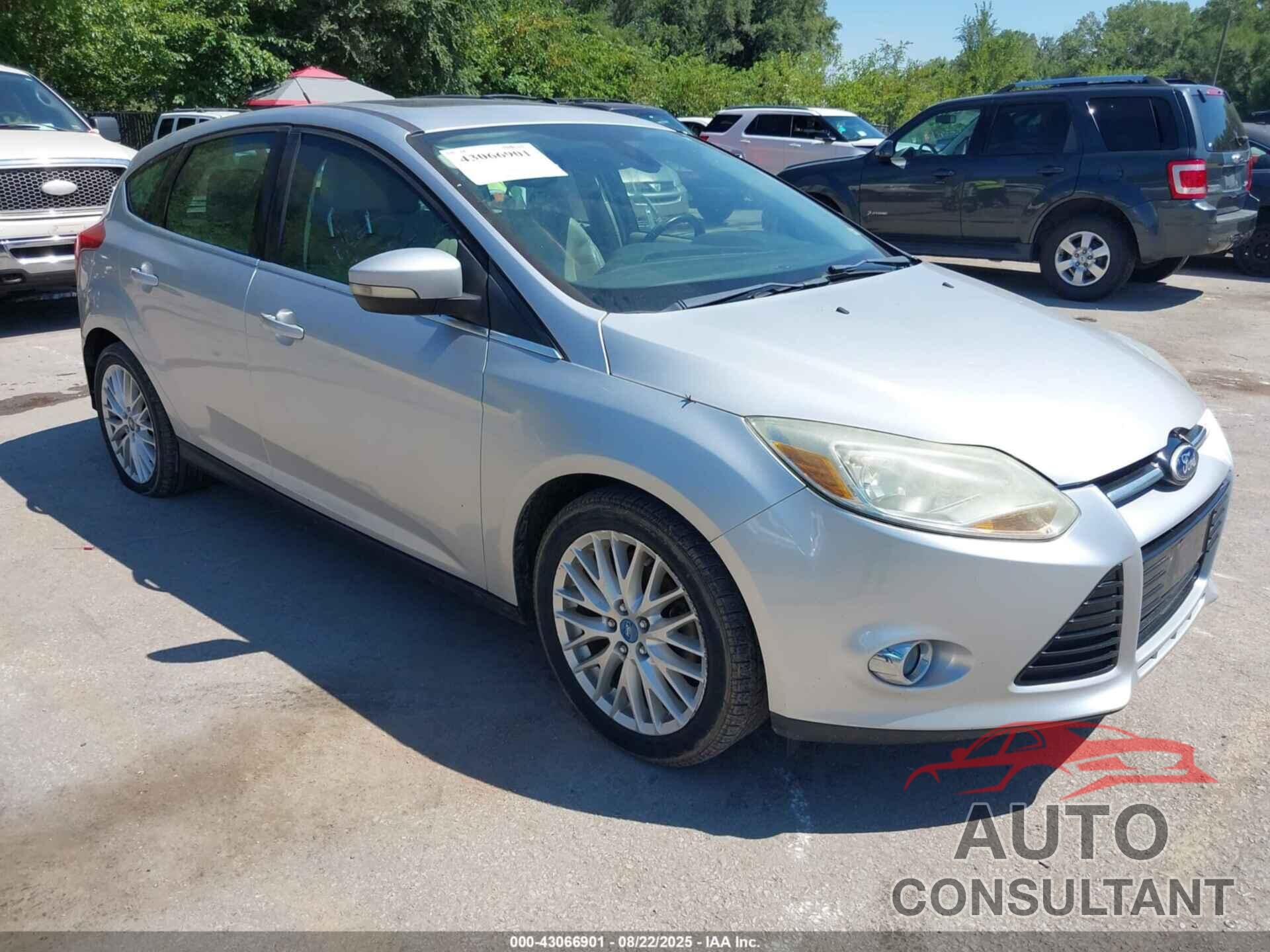 FORD FOCUS 2012 - 1FAHP3M28CL105776