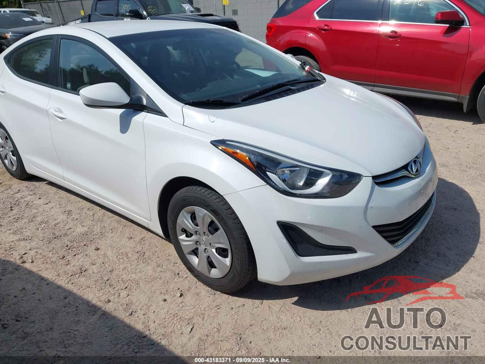 HYUNDAI ELANTRA 2016 - 5NPDH4AE2GH714981