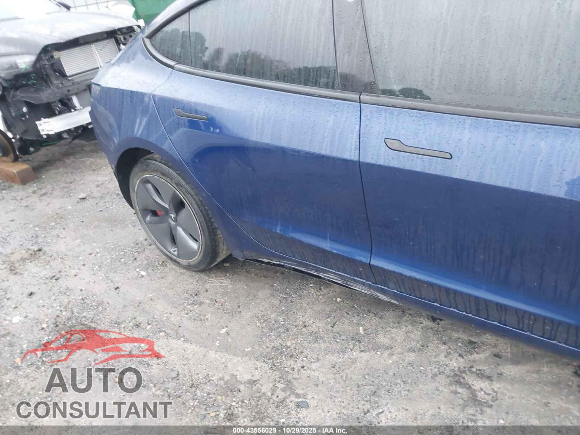 TESLA MODEL 3 2018 - 5YJ3E1EA1JF019522