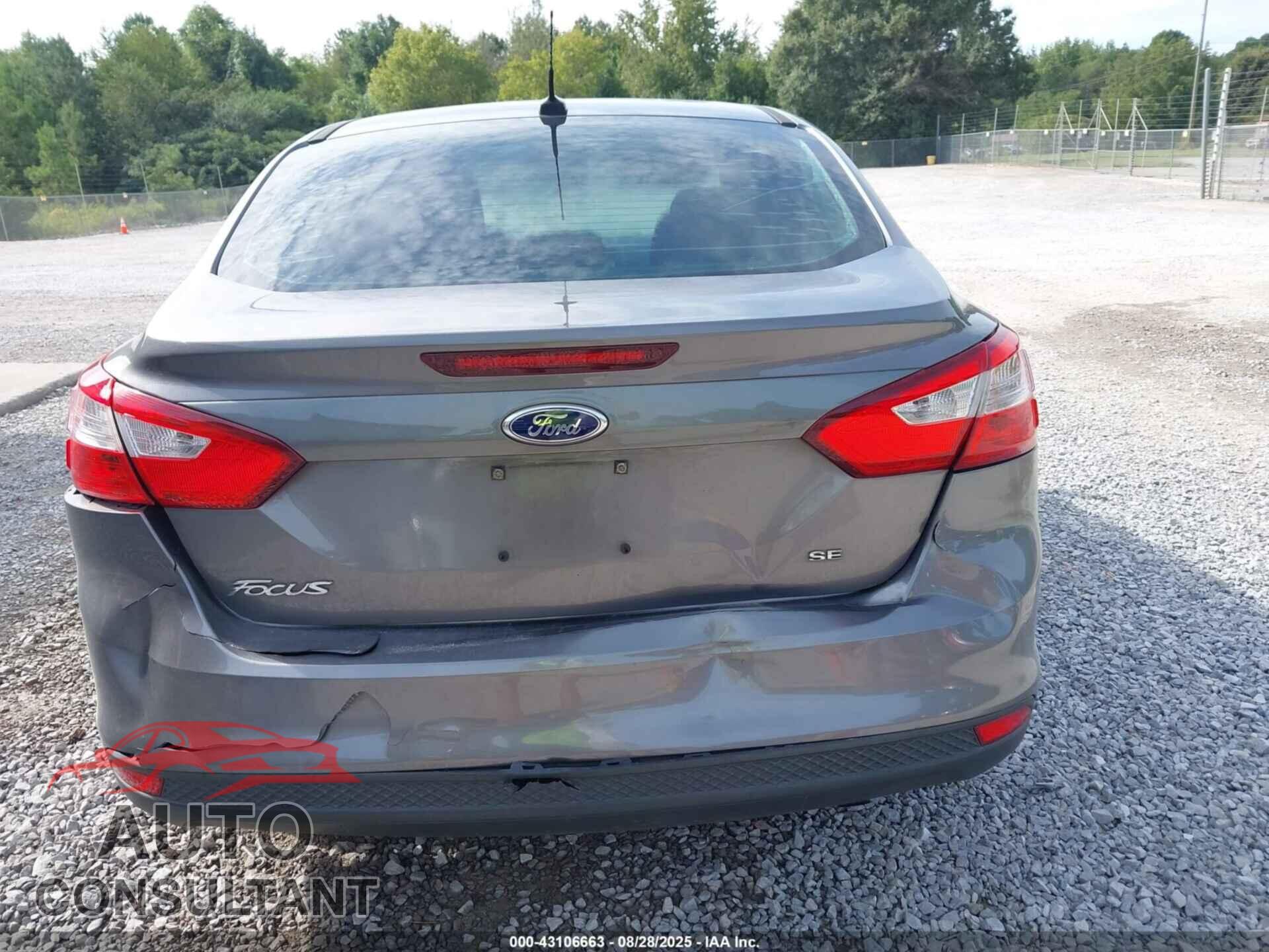 FORD FOCUS 2014 - 1FADP3F27EL427209