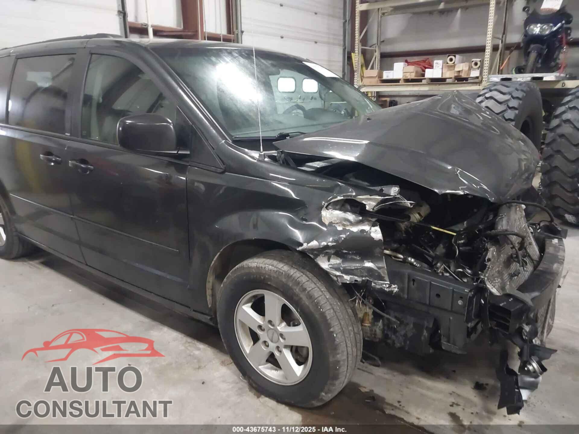 DODGE GRAND CARAVAN 2011 - 2D4RN3DG2BR640045