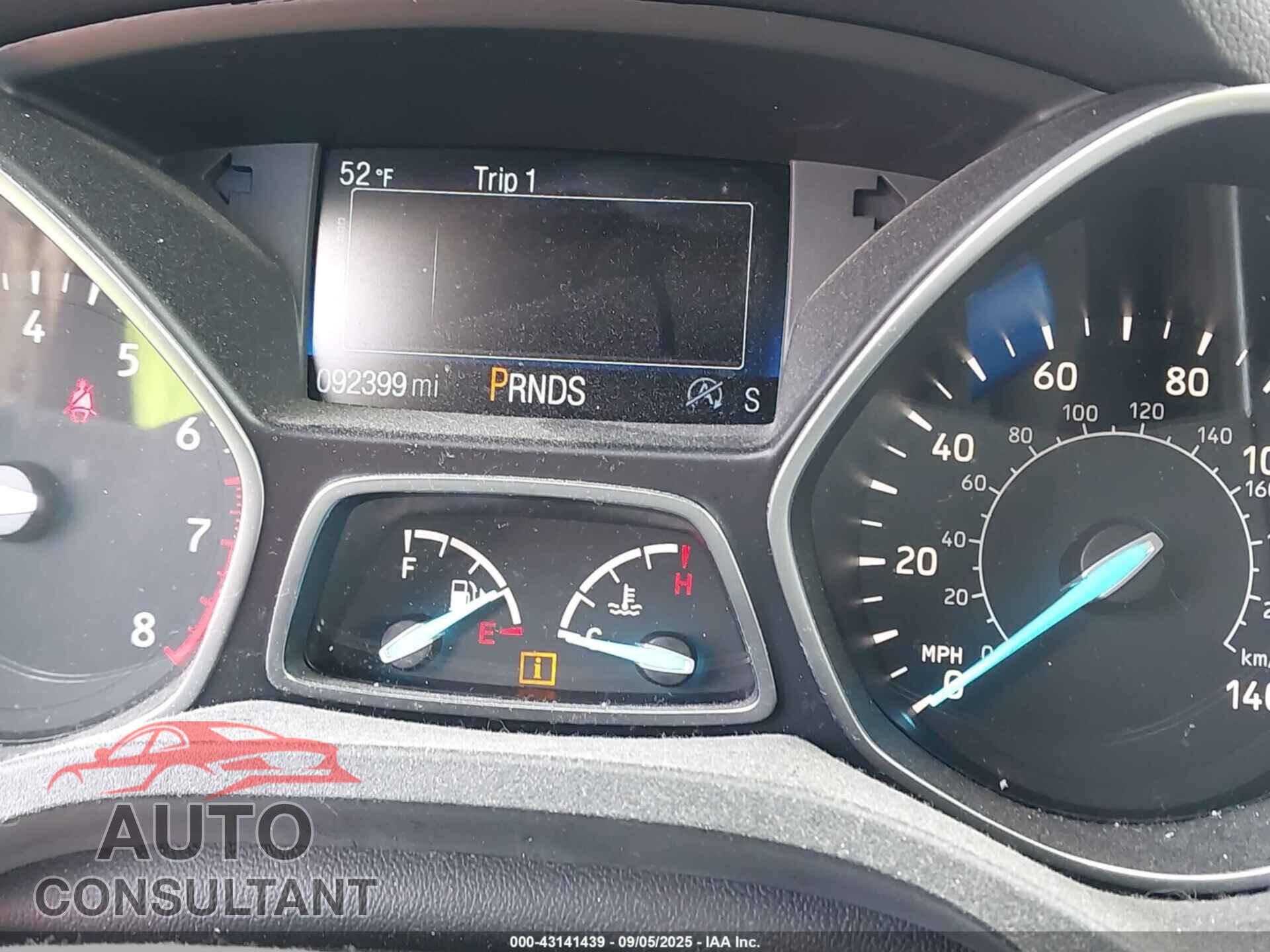 FORD ESCAPE 2017 - 1FMCU9GD7HUE44149