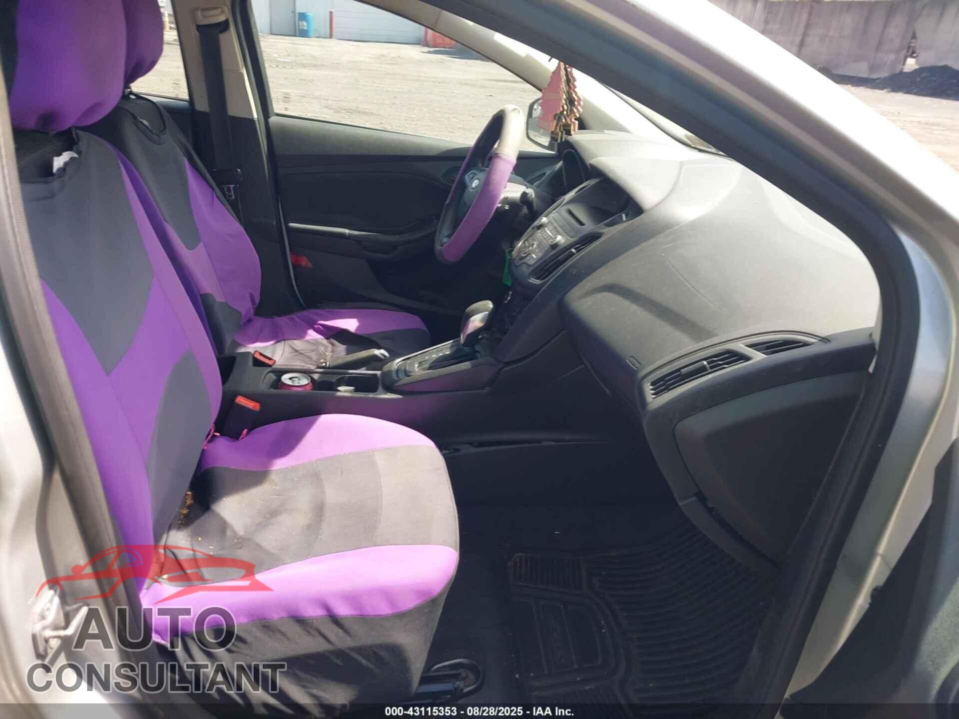 FORD FOCUS 2016 - 1FADP3E28GL298434