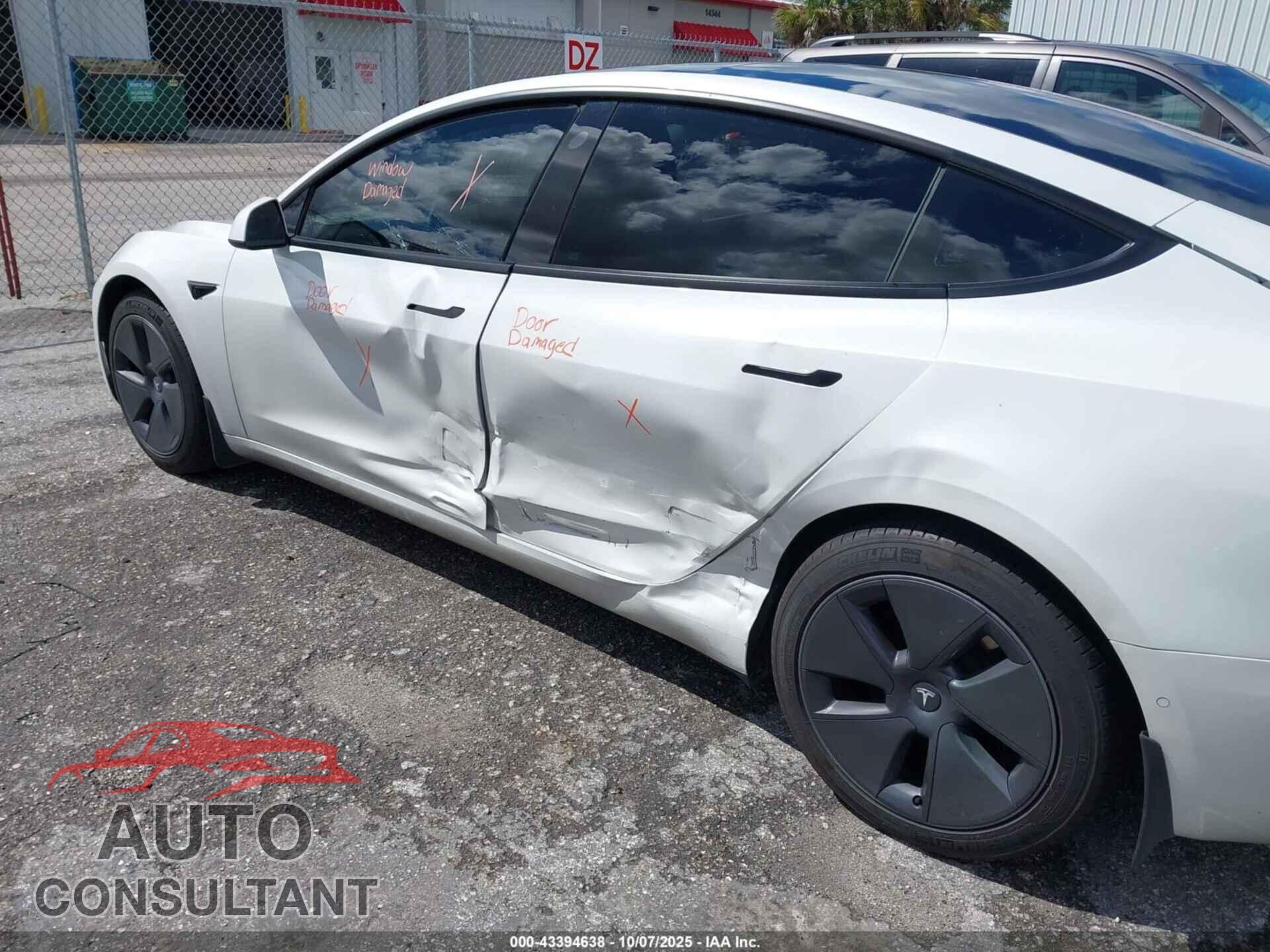 TESLA MODEL 3 2022 - 5YJ3E1EA9NF168086