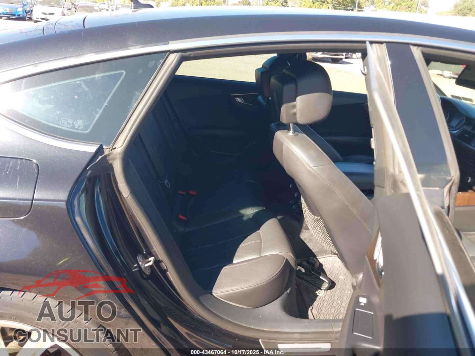 AUDI A7 2014 - WAU2GAFC0EN028643