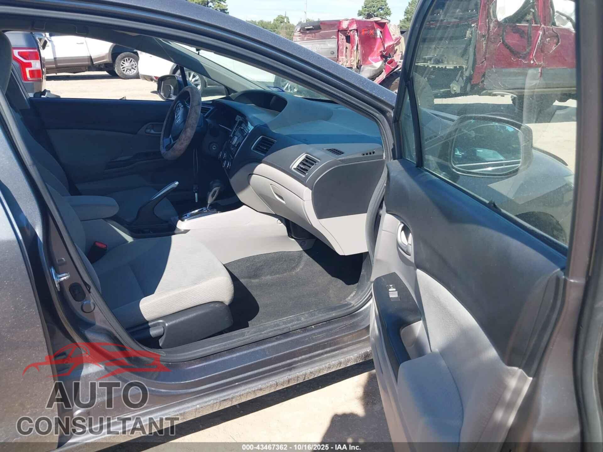 HONDA CIVIC 2013 - 19XFB2F56DE260094