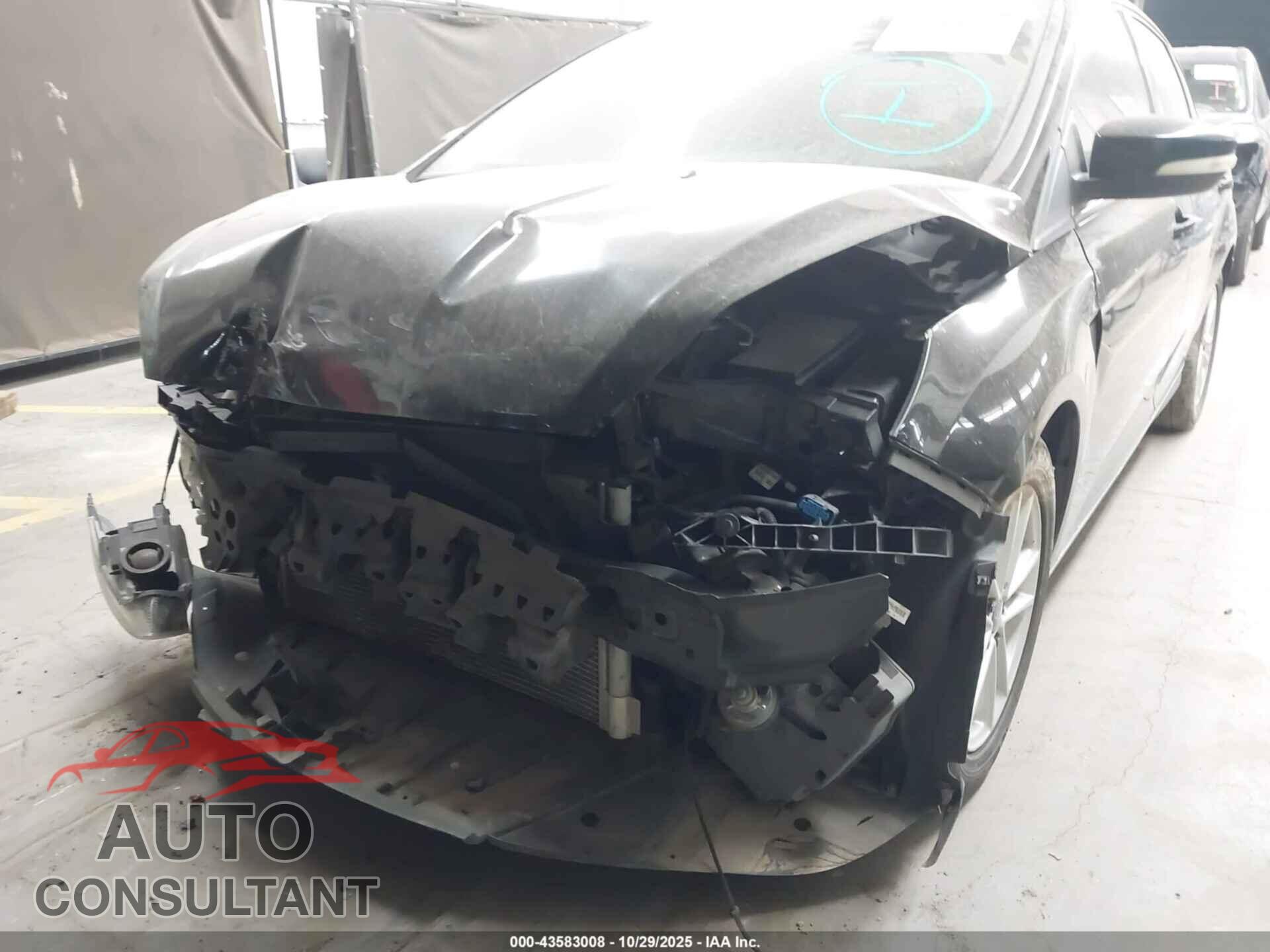FORD FOCUS 2017 - 1FADP3F27HL216547
