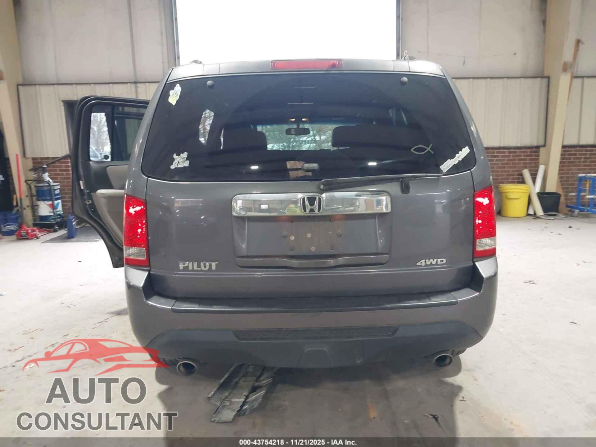 HONDA PILOT 2014 - 5FNYF4H7XEB045305