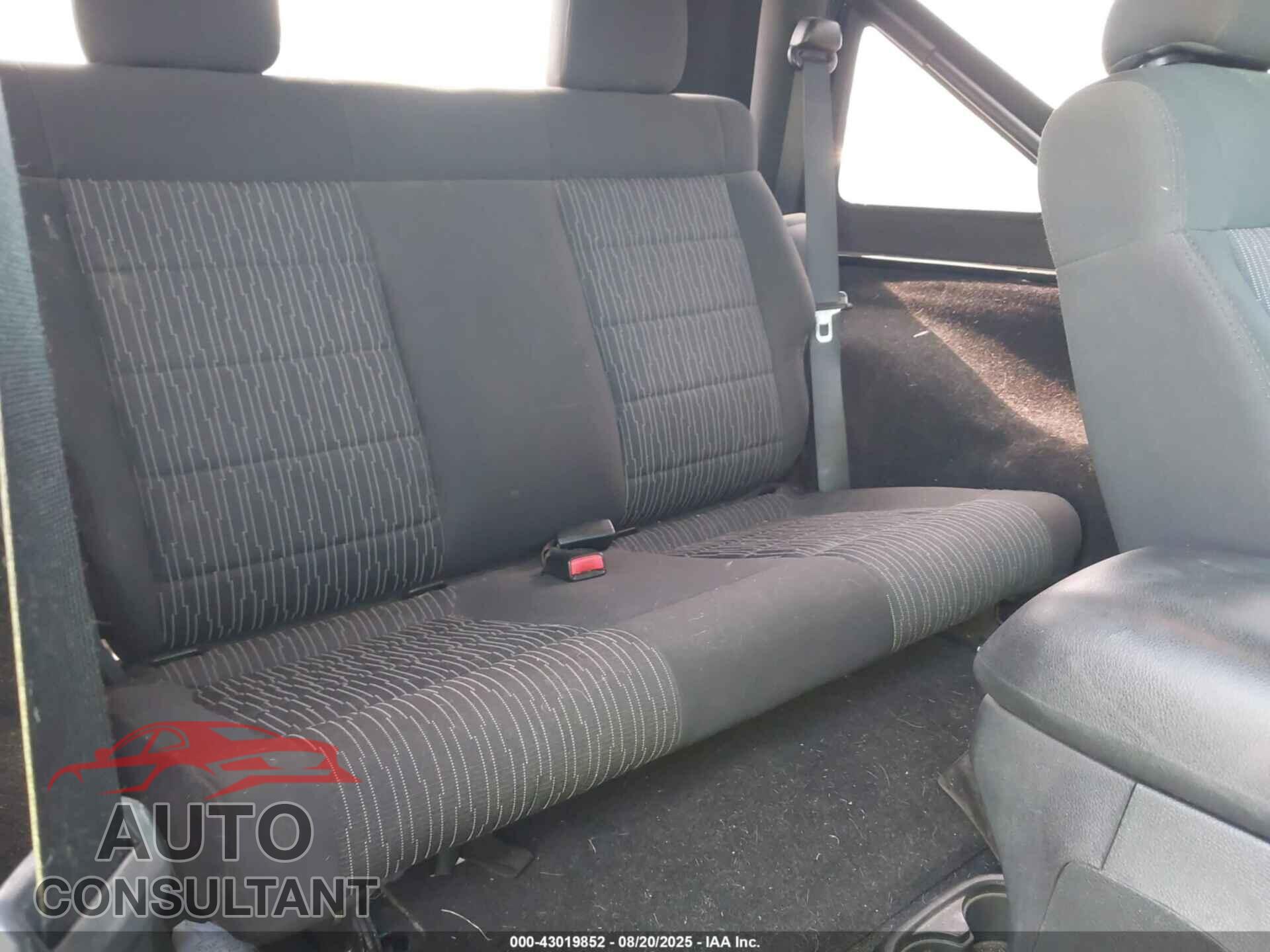JEEP WRANGLER 2011 - 1J4AA2D12BL609084