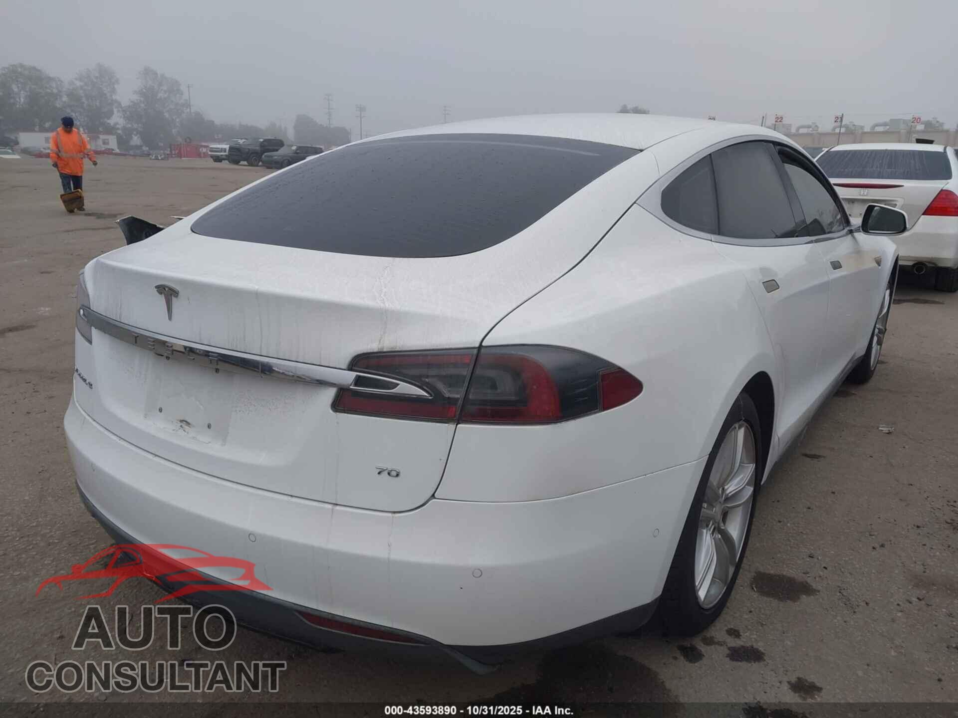 TESLA MODEL S 2015 - 5YJSA1E15FF103566