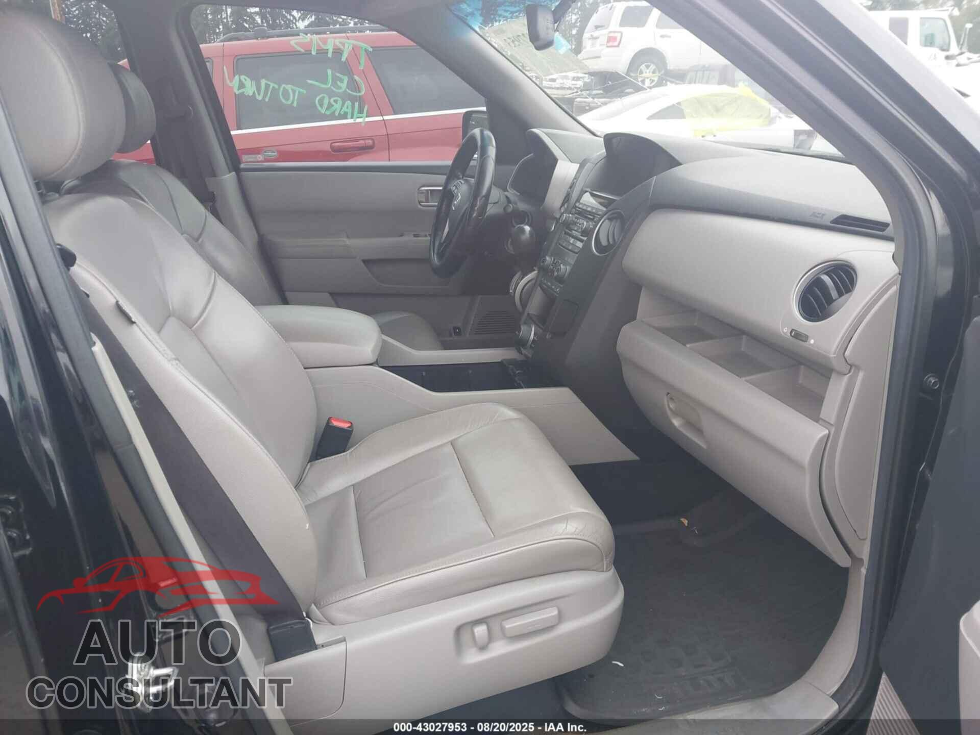 HONDA PILOT 2013 - 5FNYF4H67DB042190