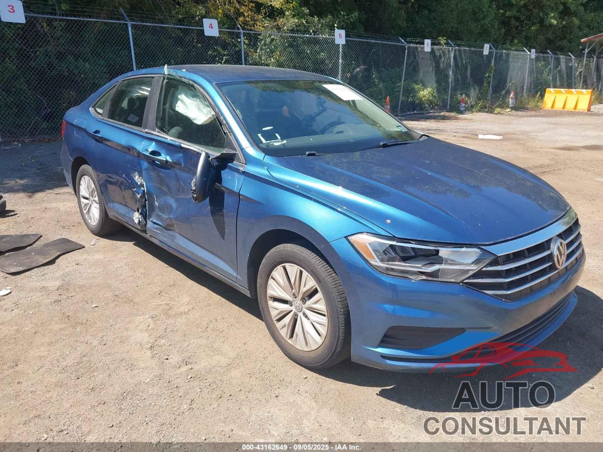 VOLKSWAGEN JETTA 2019 - 3VWC57BU1KM194719