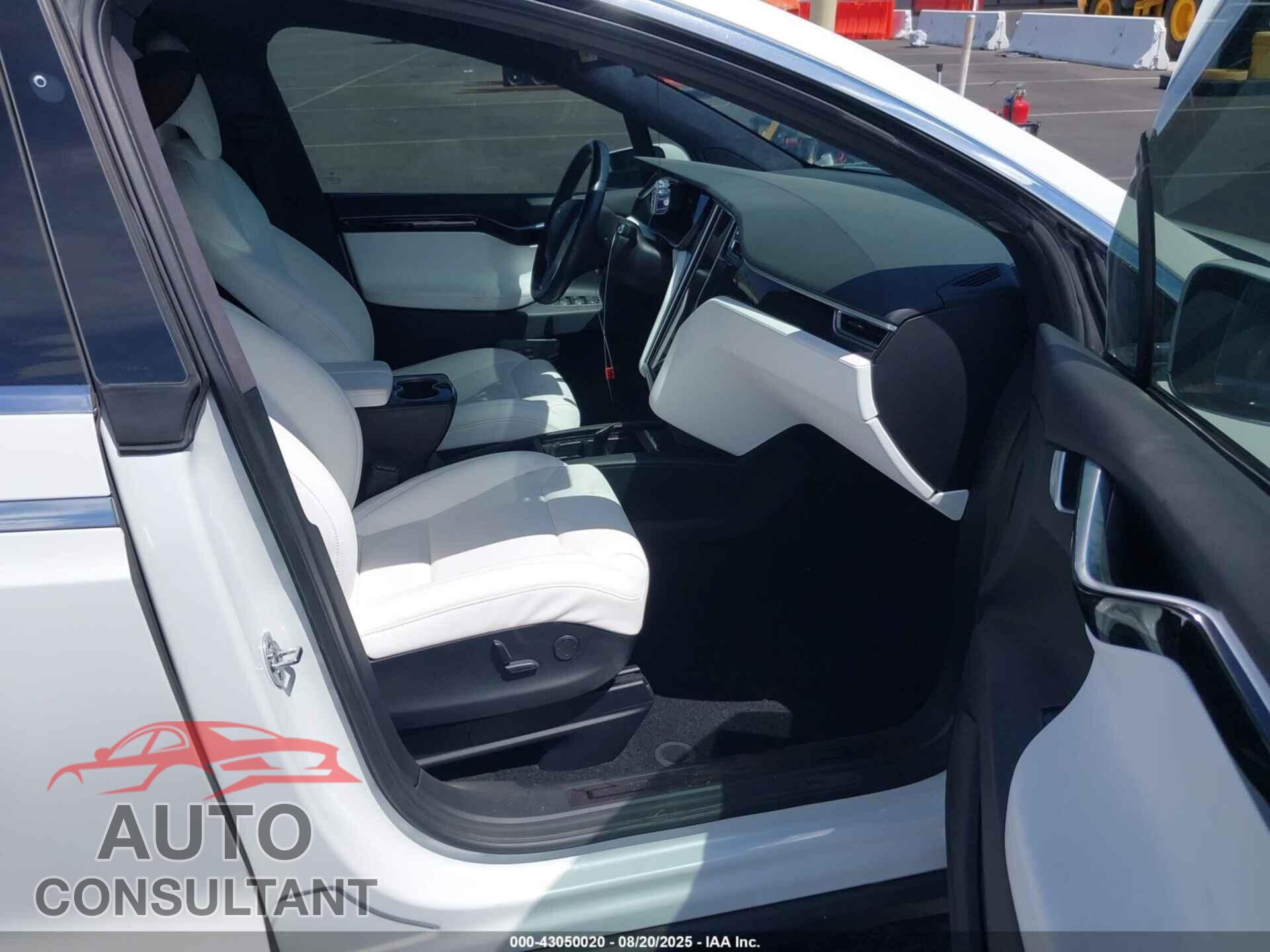 TESLA MODEL X 2017 - 5YJXCDE2XHF076555