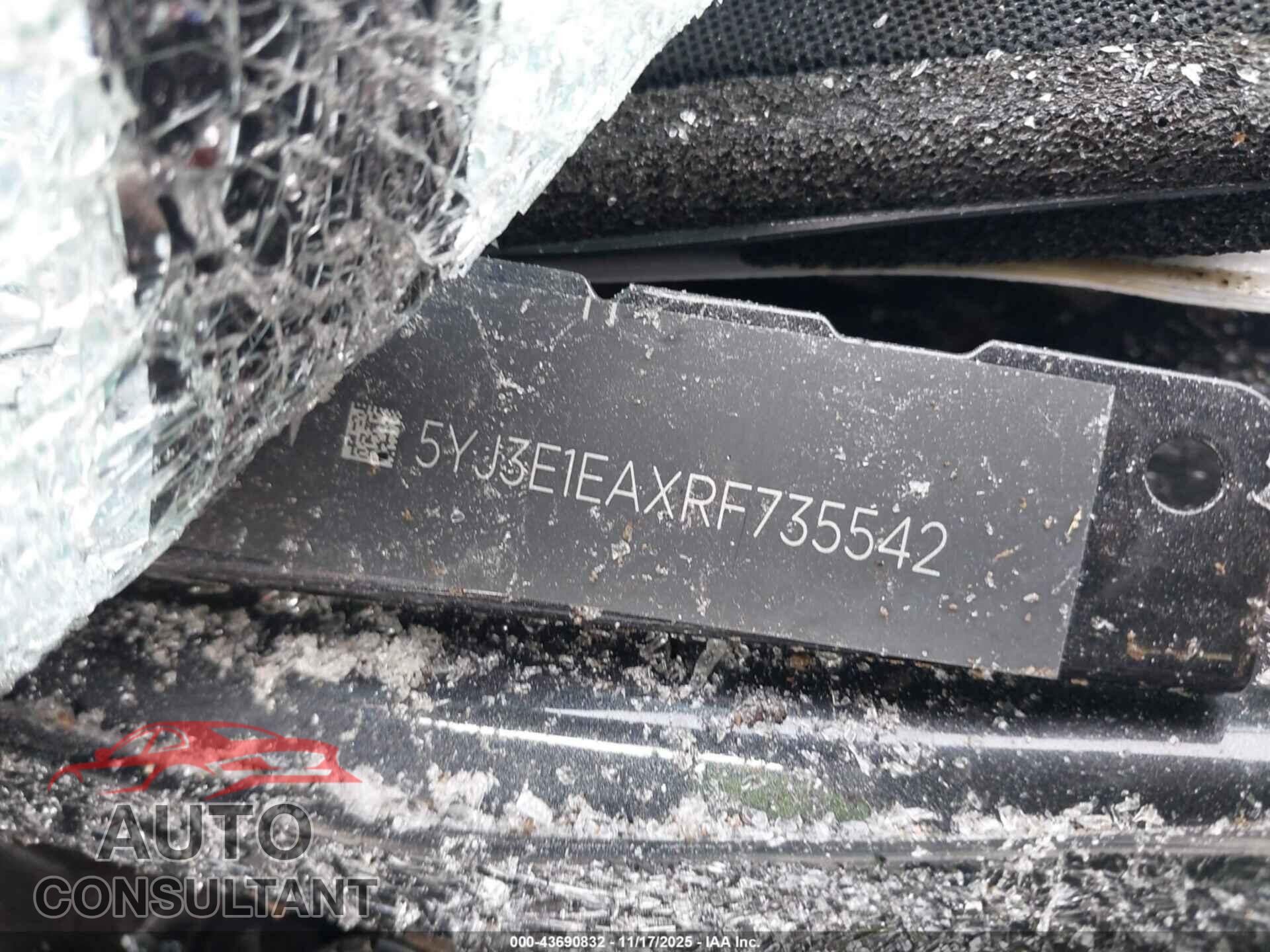 TESLA MODEL 3 2024 - 5YJ3E1EAXRF735542