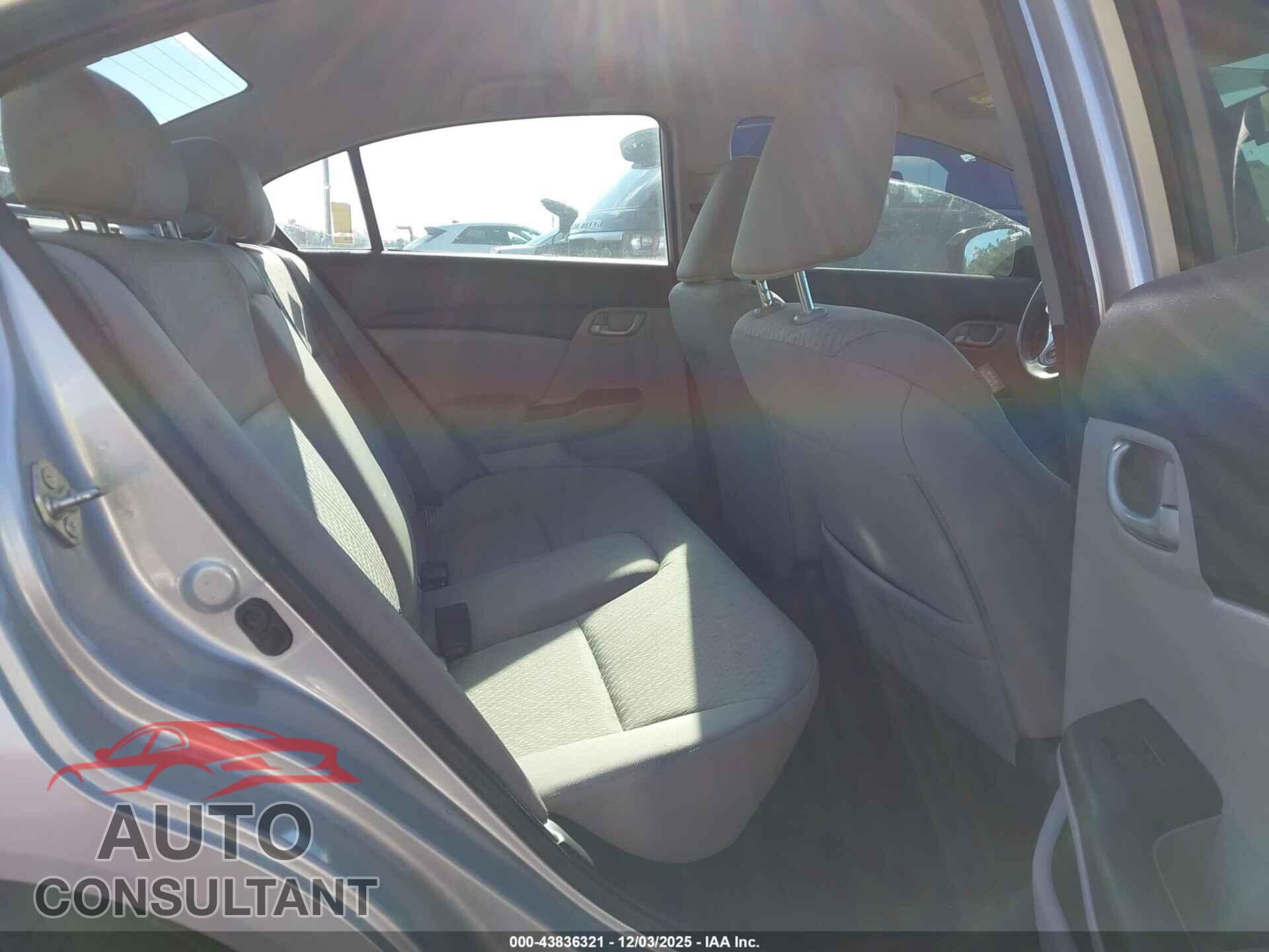HONDA CIVIC 2014 - 2HGFB2F51EH525544