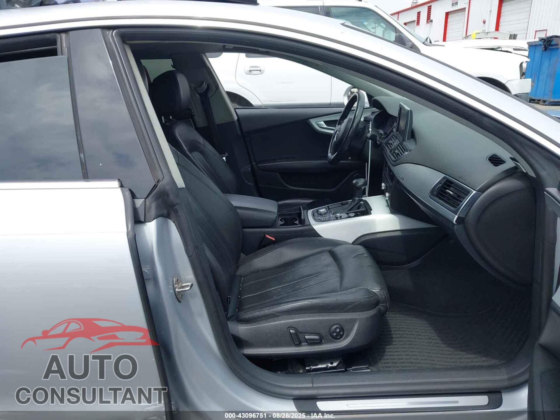AUDI A7 2012 - WAUSGAFC2CN028348