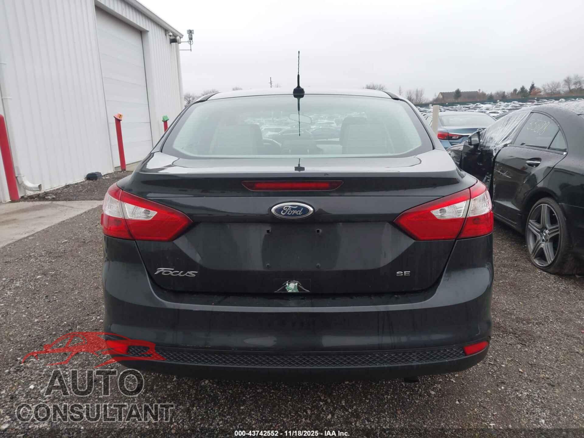 FORD FOCUS 2012 - 1FAHP3F23CL307955