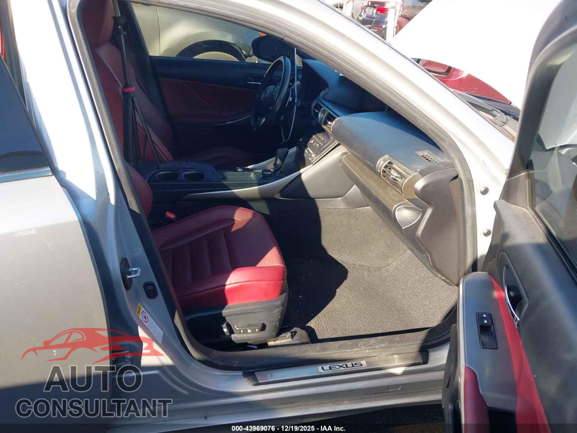 LEXUS IS 250 2015 - JTHBF1D27F5077922