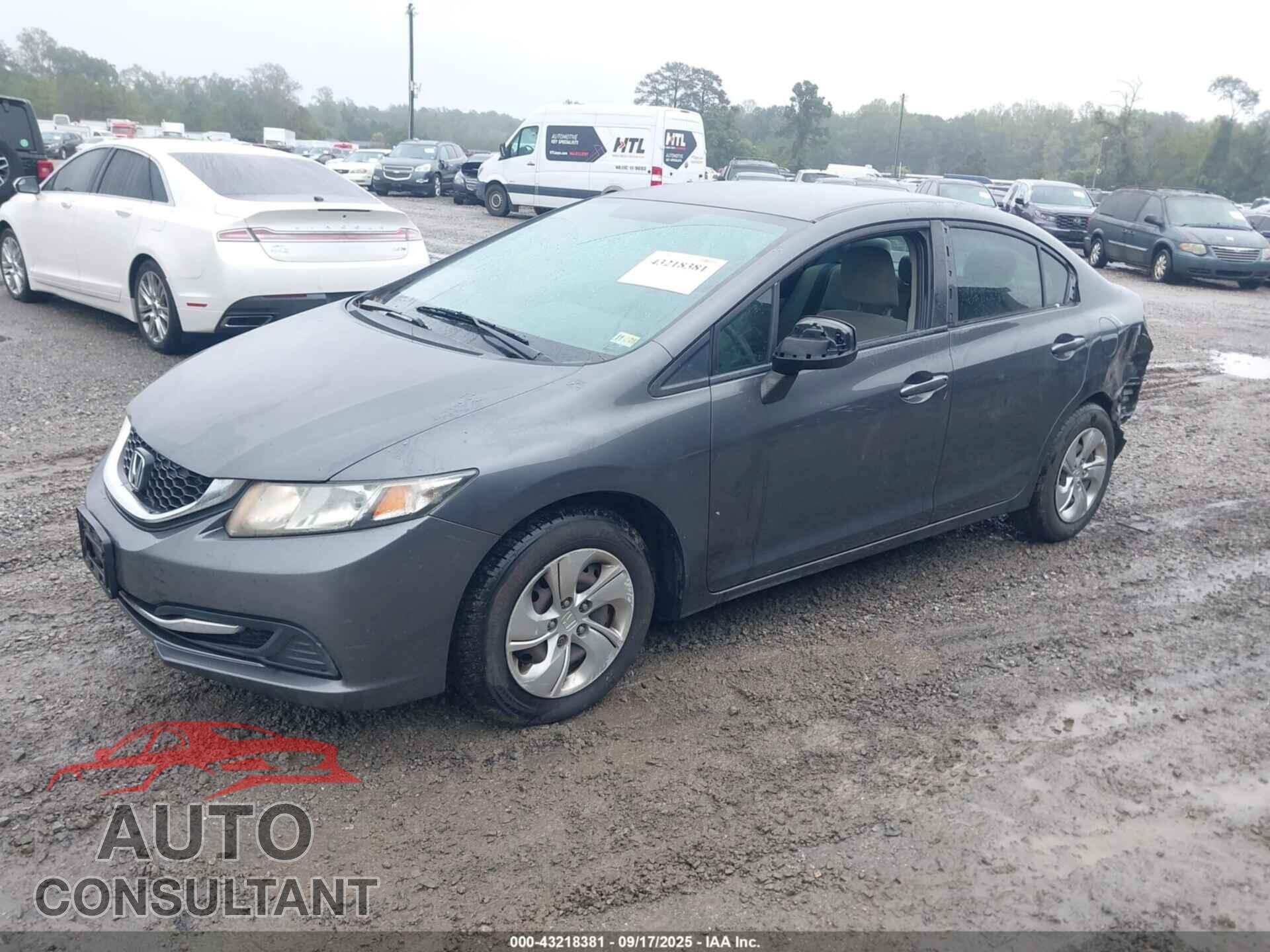 HONDA CIVIC 2013 - 2HGFB2F52DH579532
