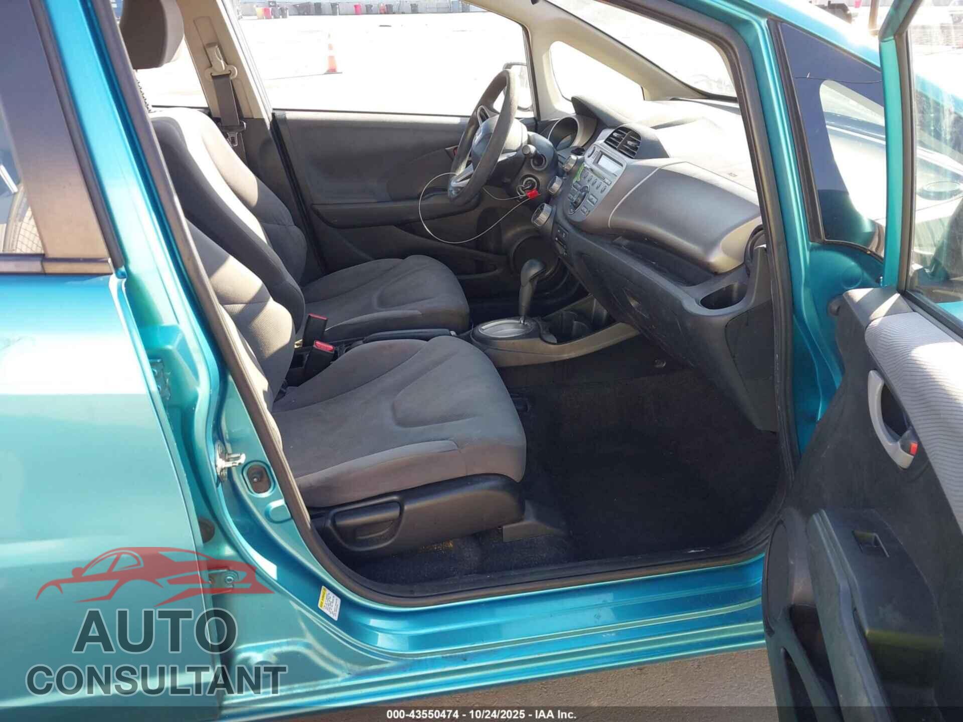 HONDA FIT 2012 - JHMGE8H33CC031788