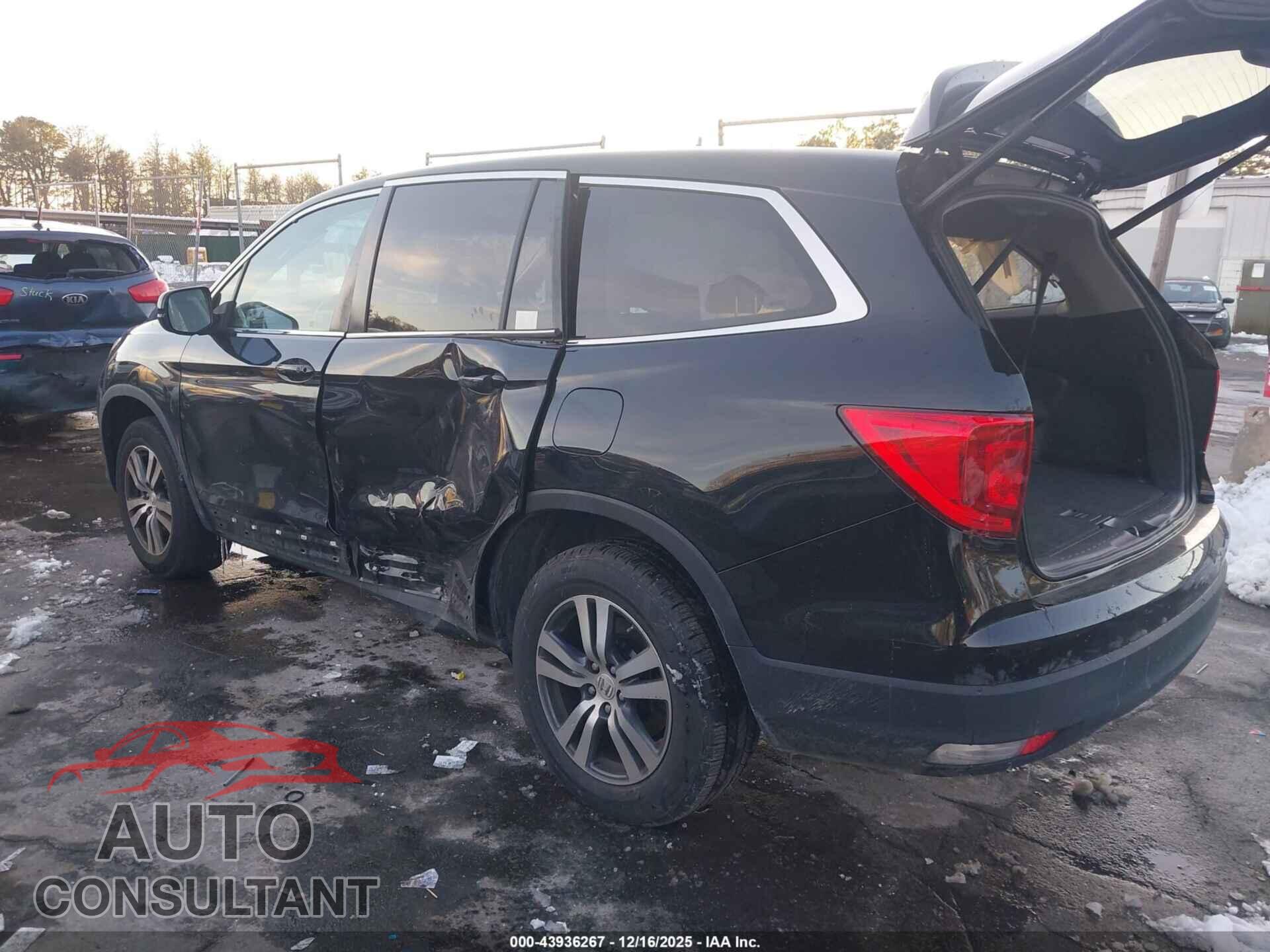 HONDA PILOT 2017 - 5FNYF6H55HB032735