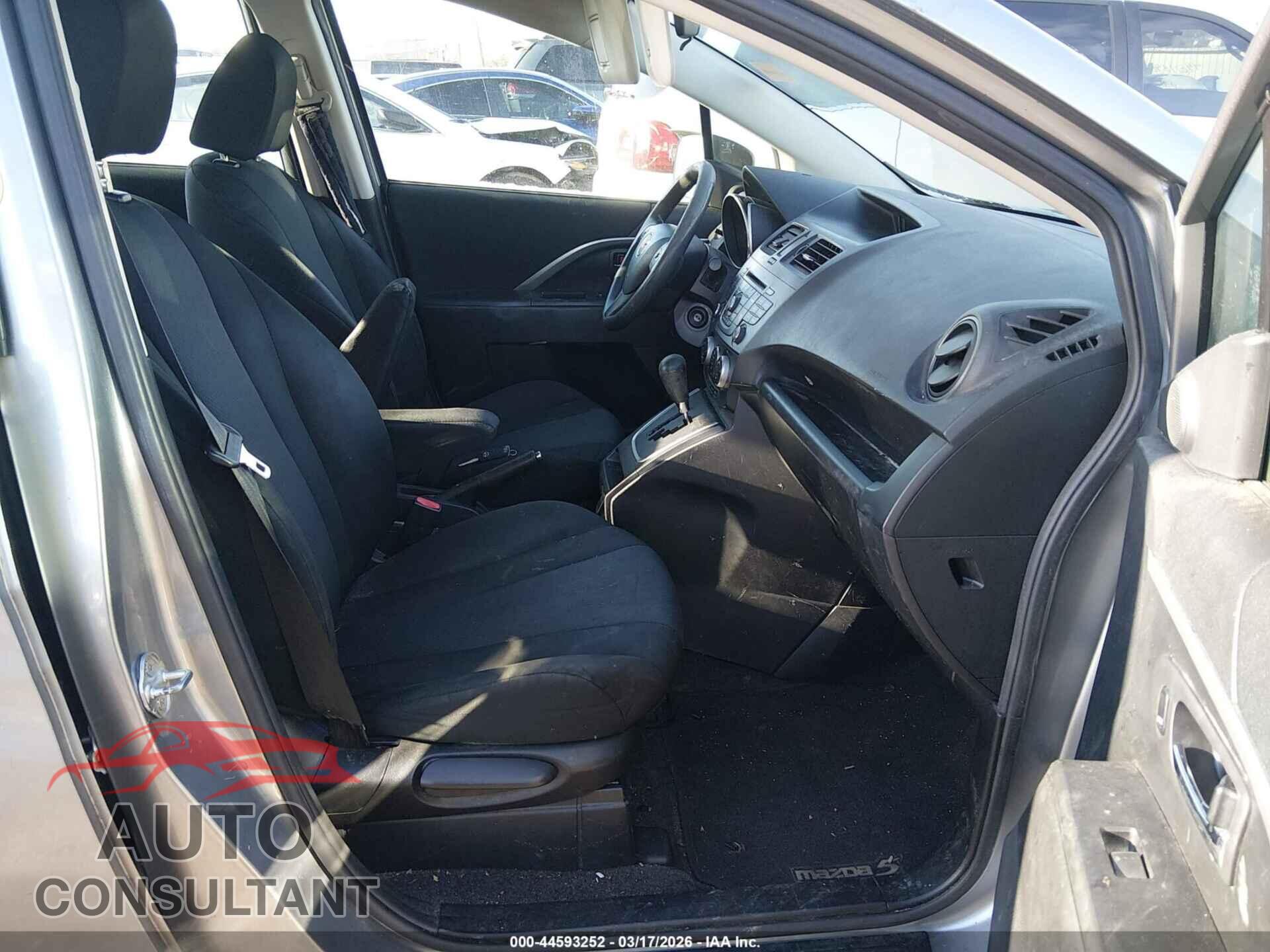 MAZDA MAZDA5 2015 - JM1CW2BL2F0183893