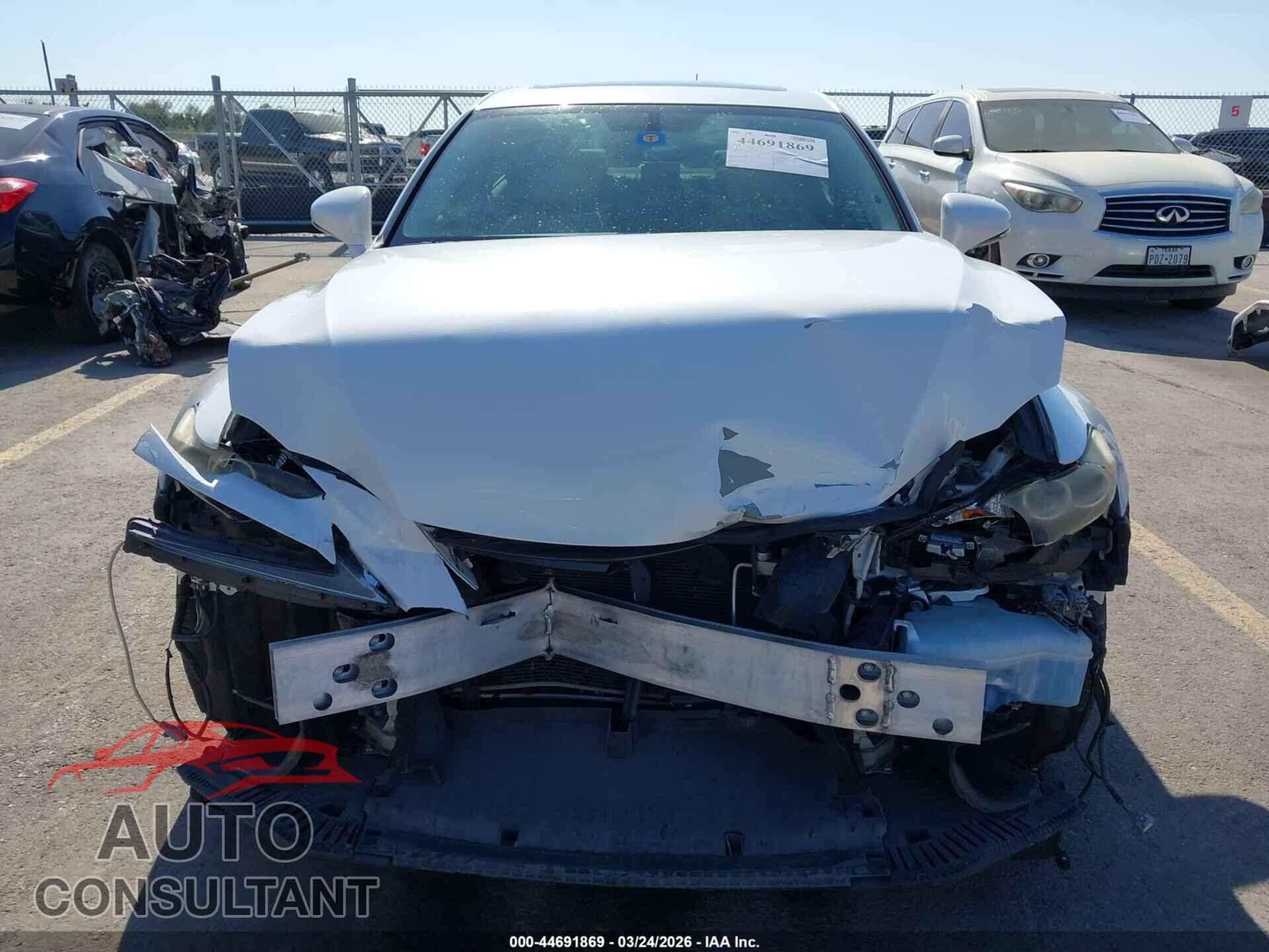 LEXUS IS 350 2014 - JTHBE1D23E5005004