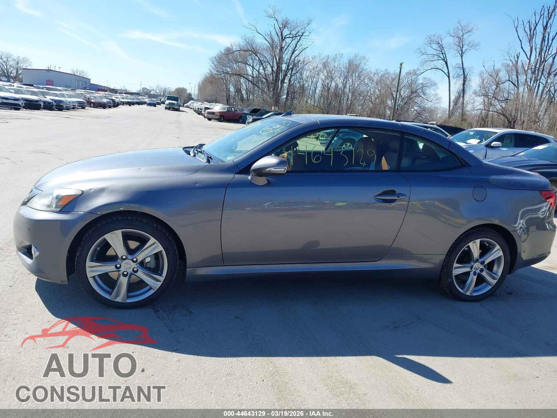 LEXUS IS 250C 2012 - JTHFF2C28C2526644