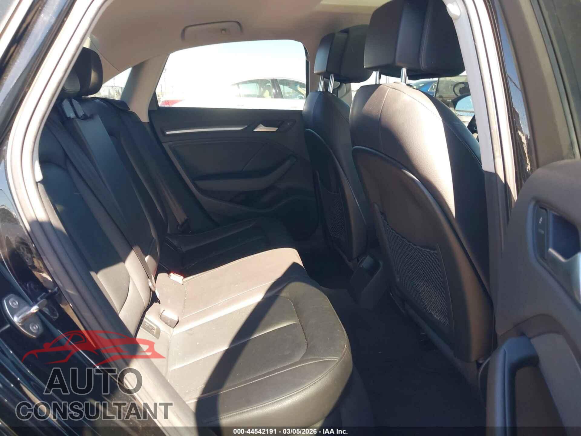 AUDI A3 2015 - WAUBFGFF4F1009358