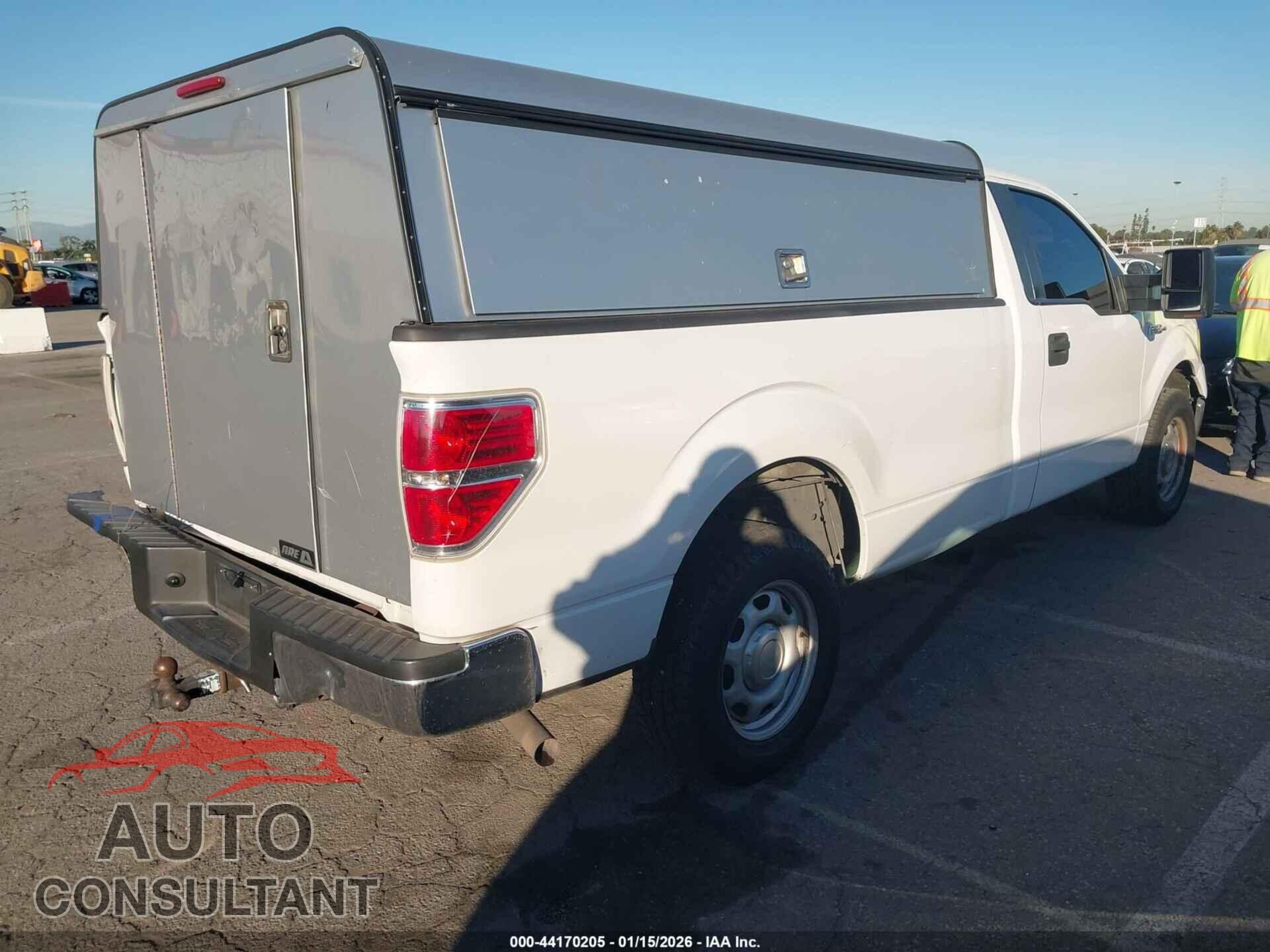 FORD F-150 2014 - 1FTMF1CM1EKE10175