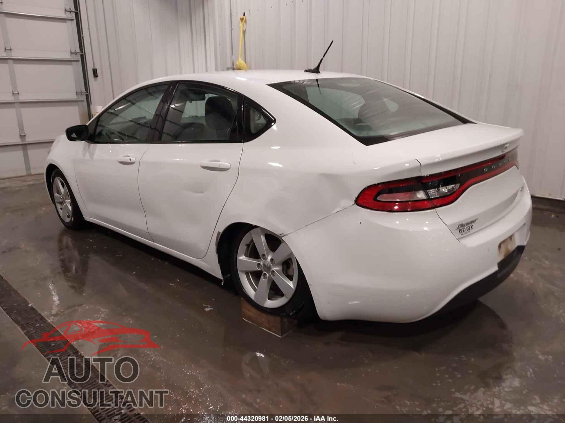 DODGE DART 2015 - 1C3CDFBB7FD364702