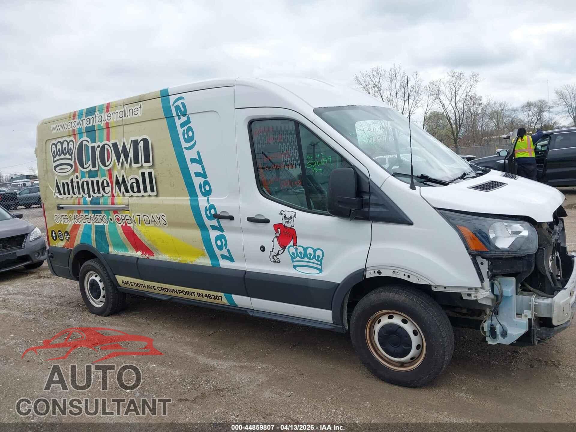 FORD TRANSIT-150 2018 - 1FTYE2CM2JKB52432