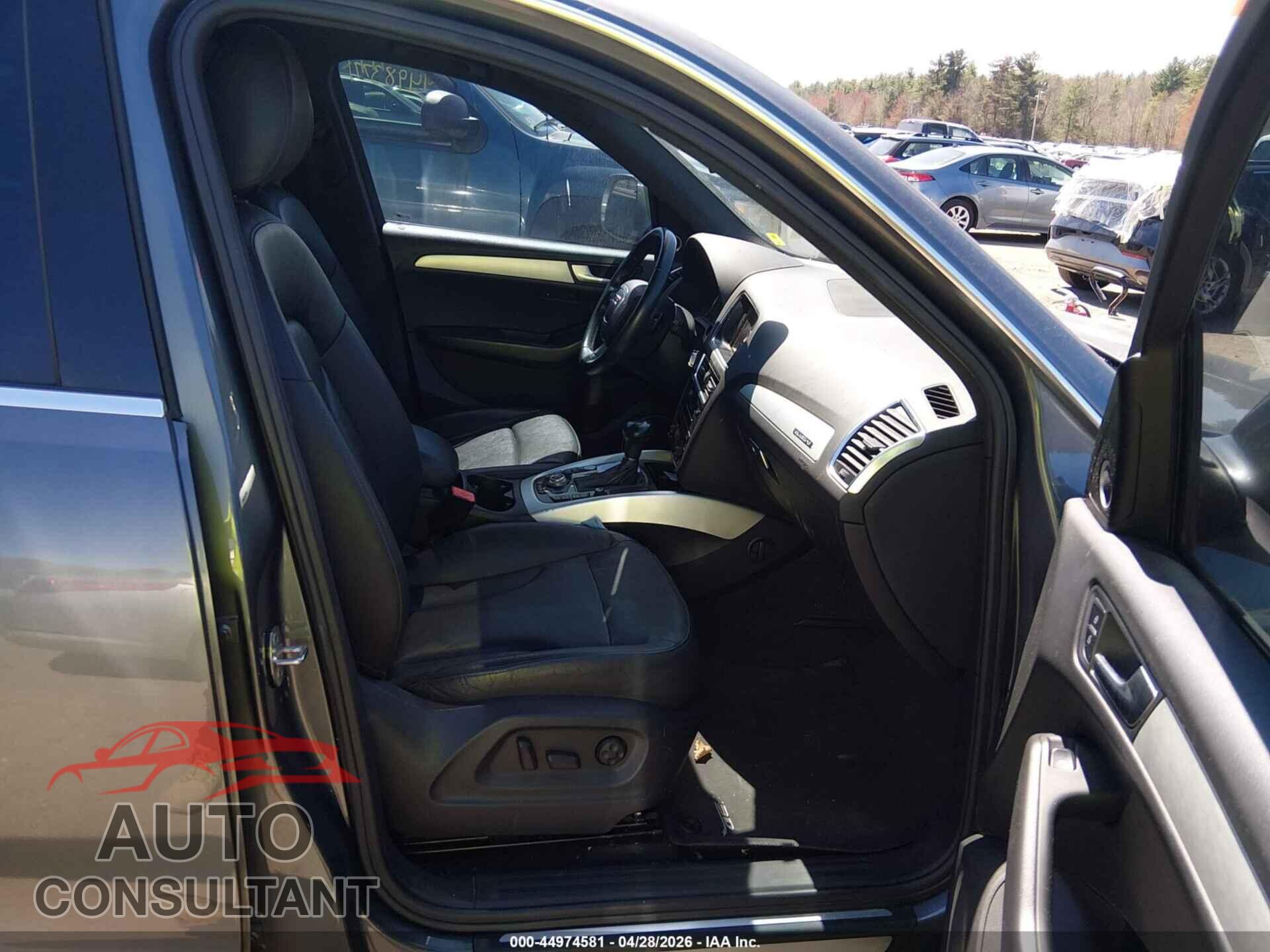 AUDI Q5 2012 - WA1DKAFP7CA011057