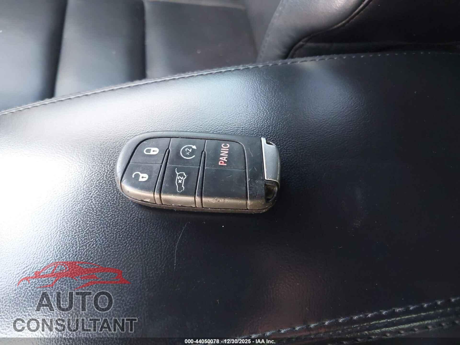 DODGE DURANGO 2017 - 1C4RDJDG5HC600953