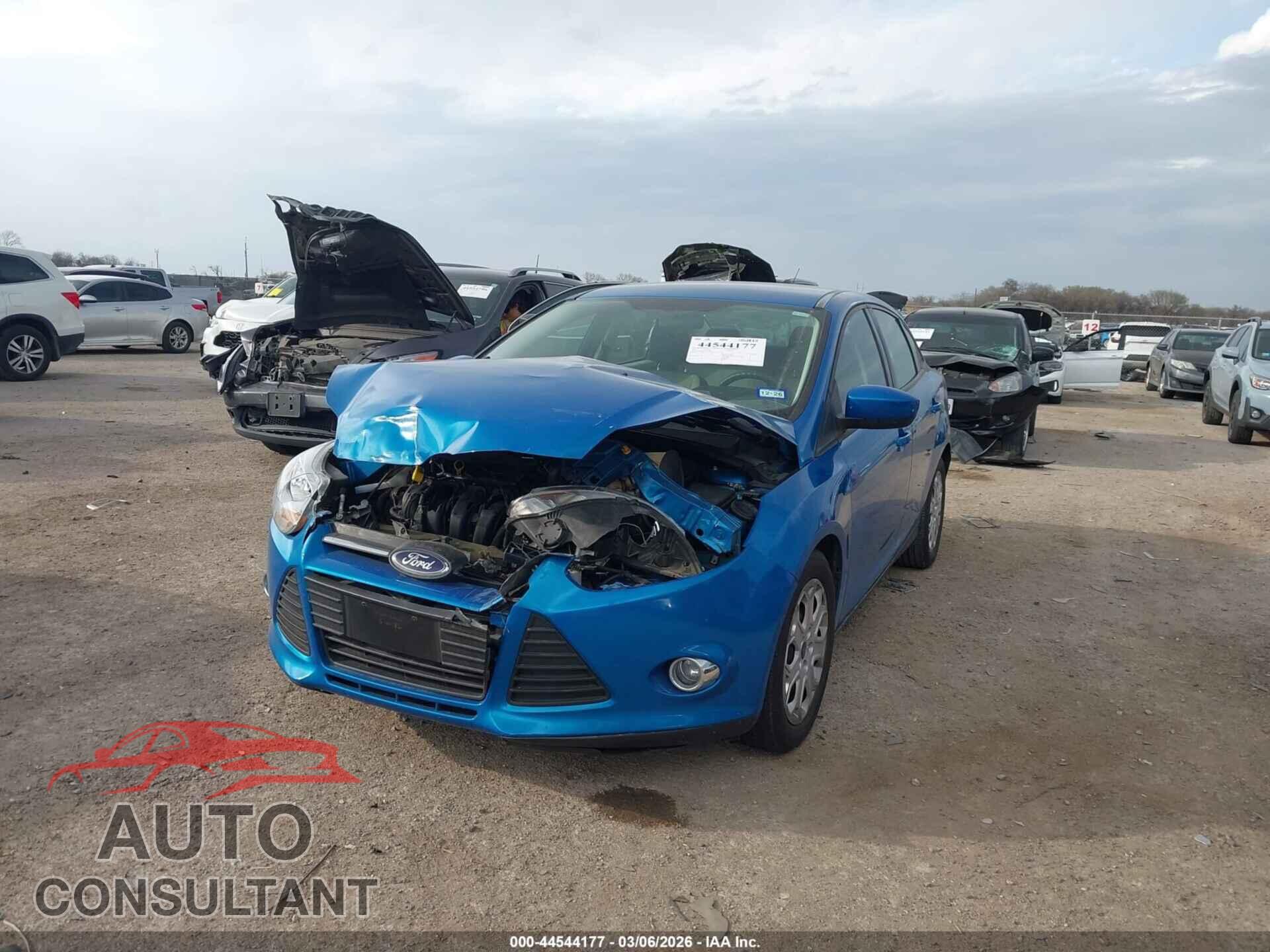 FORD FOCUS 2012 - 1FAHP3F23CL381991
