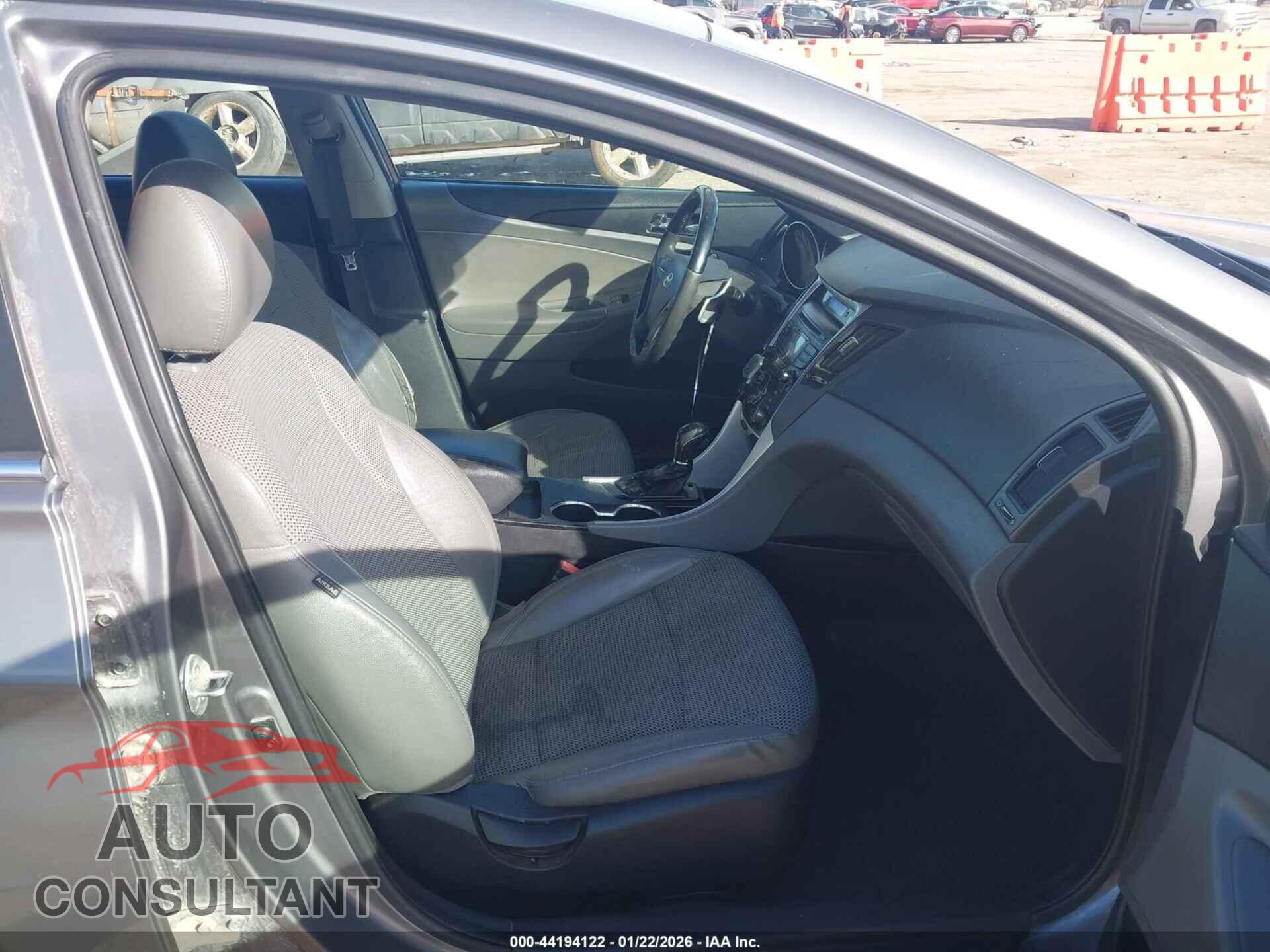 HYUNDAI SONATA 2012 - 5NPEC4AC2CH400016
