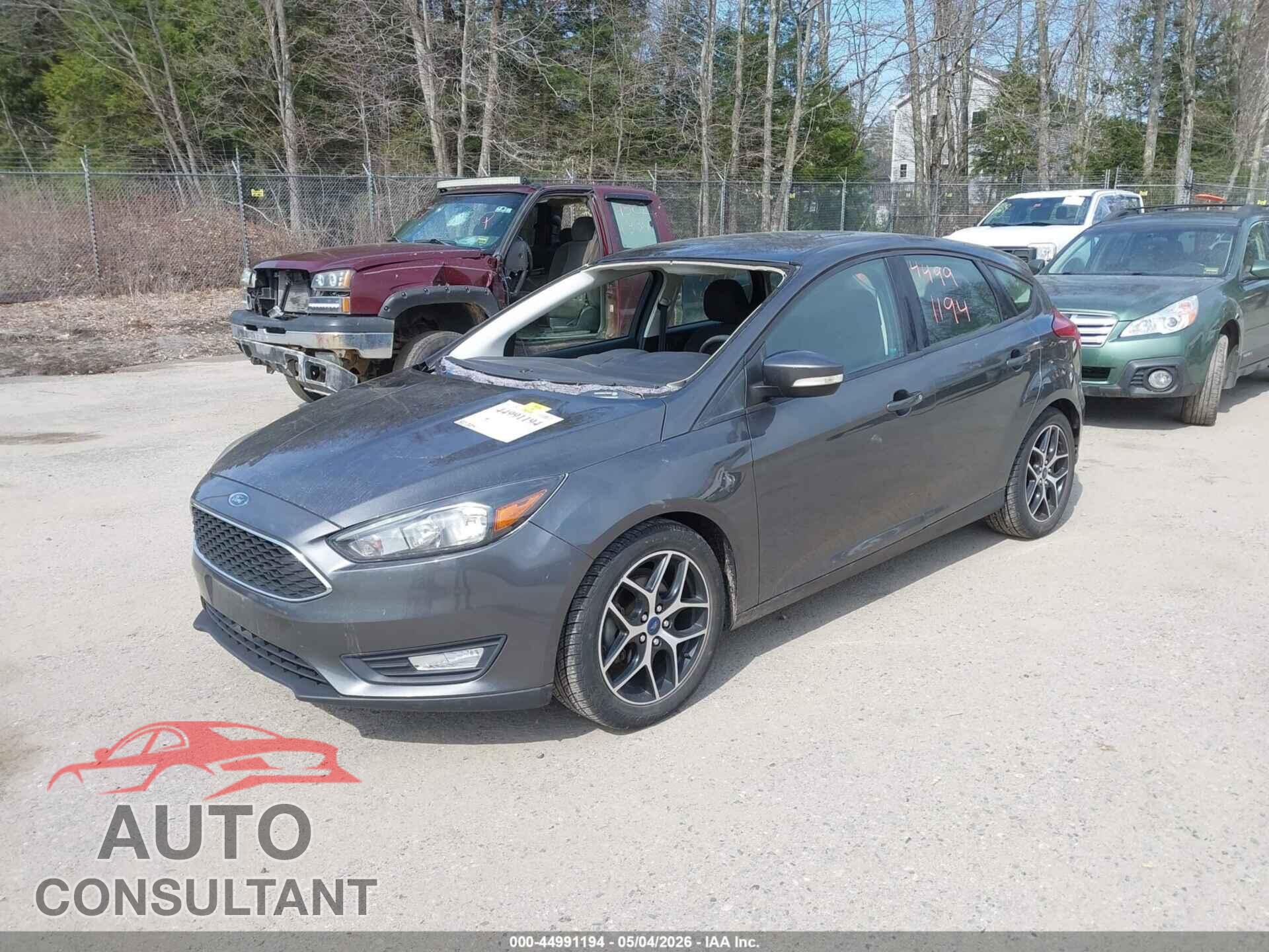 FORD FOCUS 2017 - 1FADP3M2XHL326494