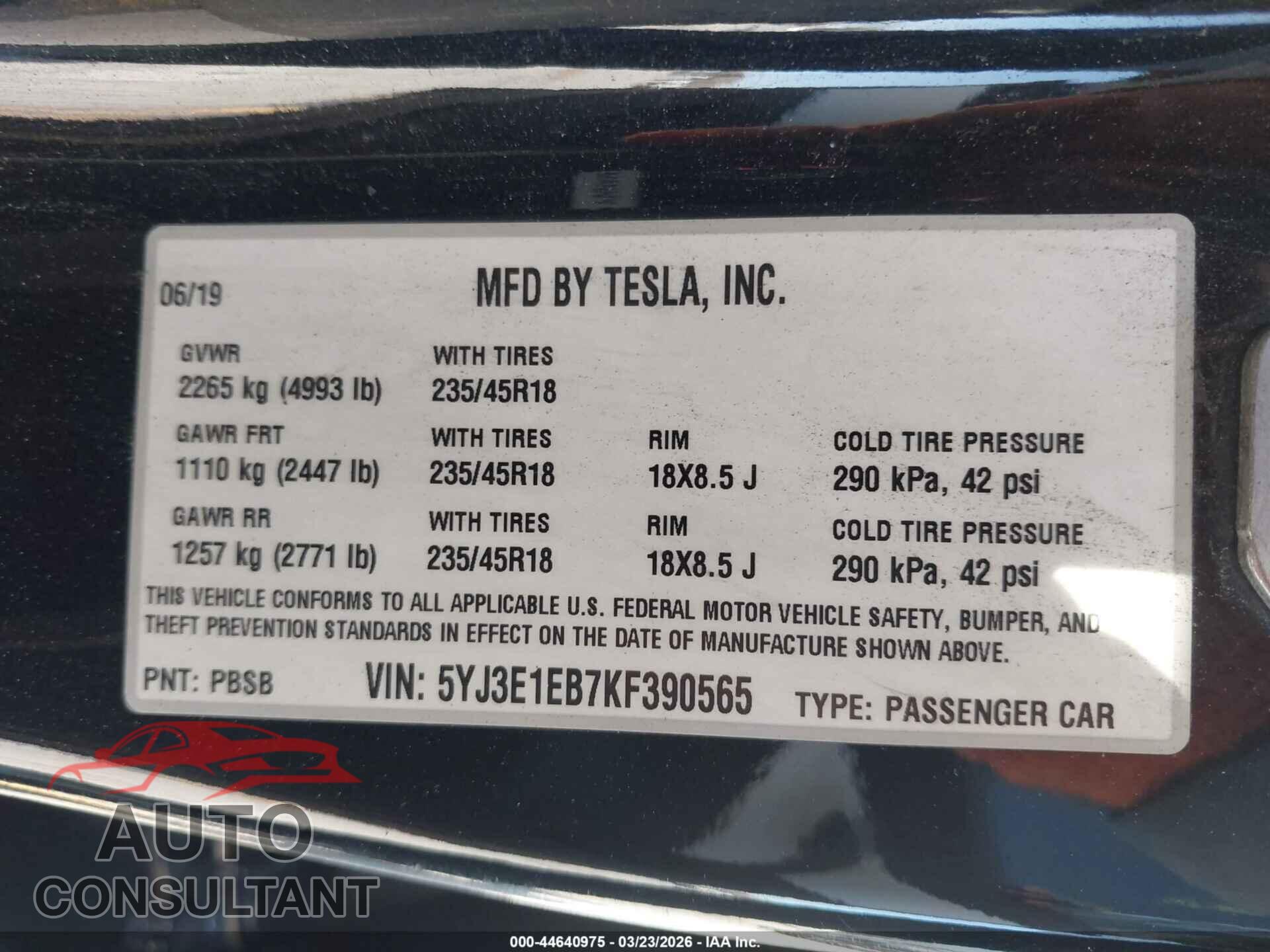 TESLA MODEL 3 2019 - 5YJ3E1EB7KF390565