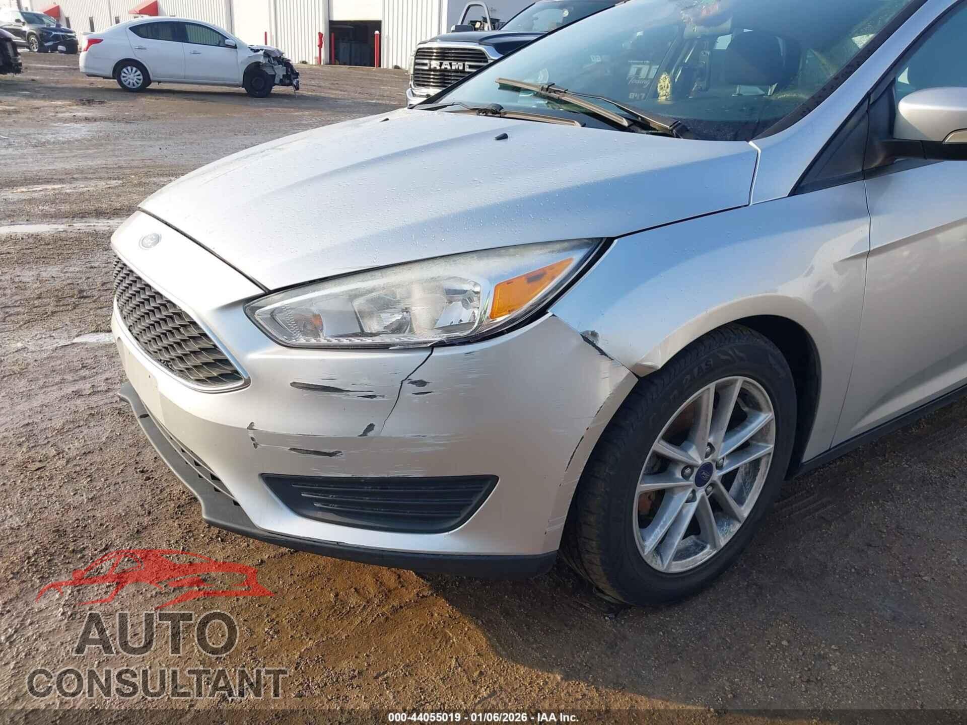FORD FOCUS 2017 - 1FADP3F25HL300088