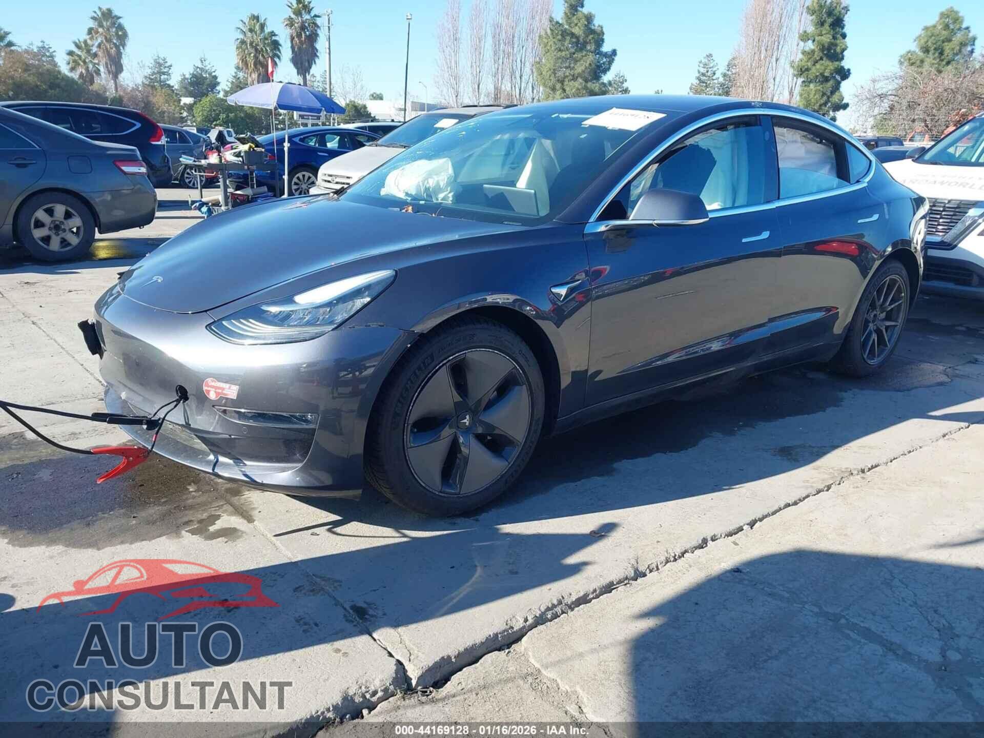 TESLA MODEL 3 2018 - 5YJ3E1EA3JF048147