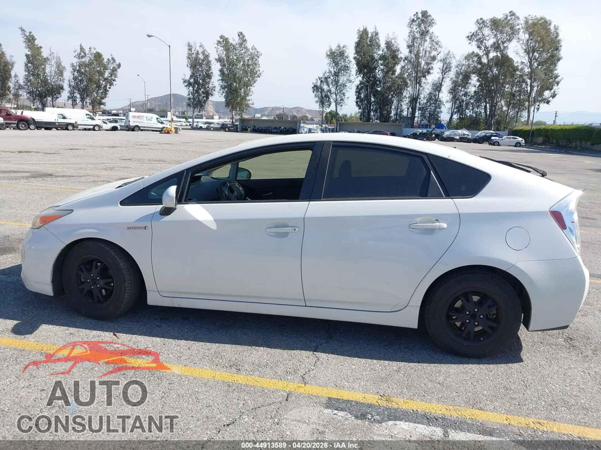 TOYOTA PRIUS 2014 - JTDKN3DU2E0363318