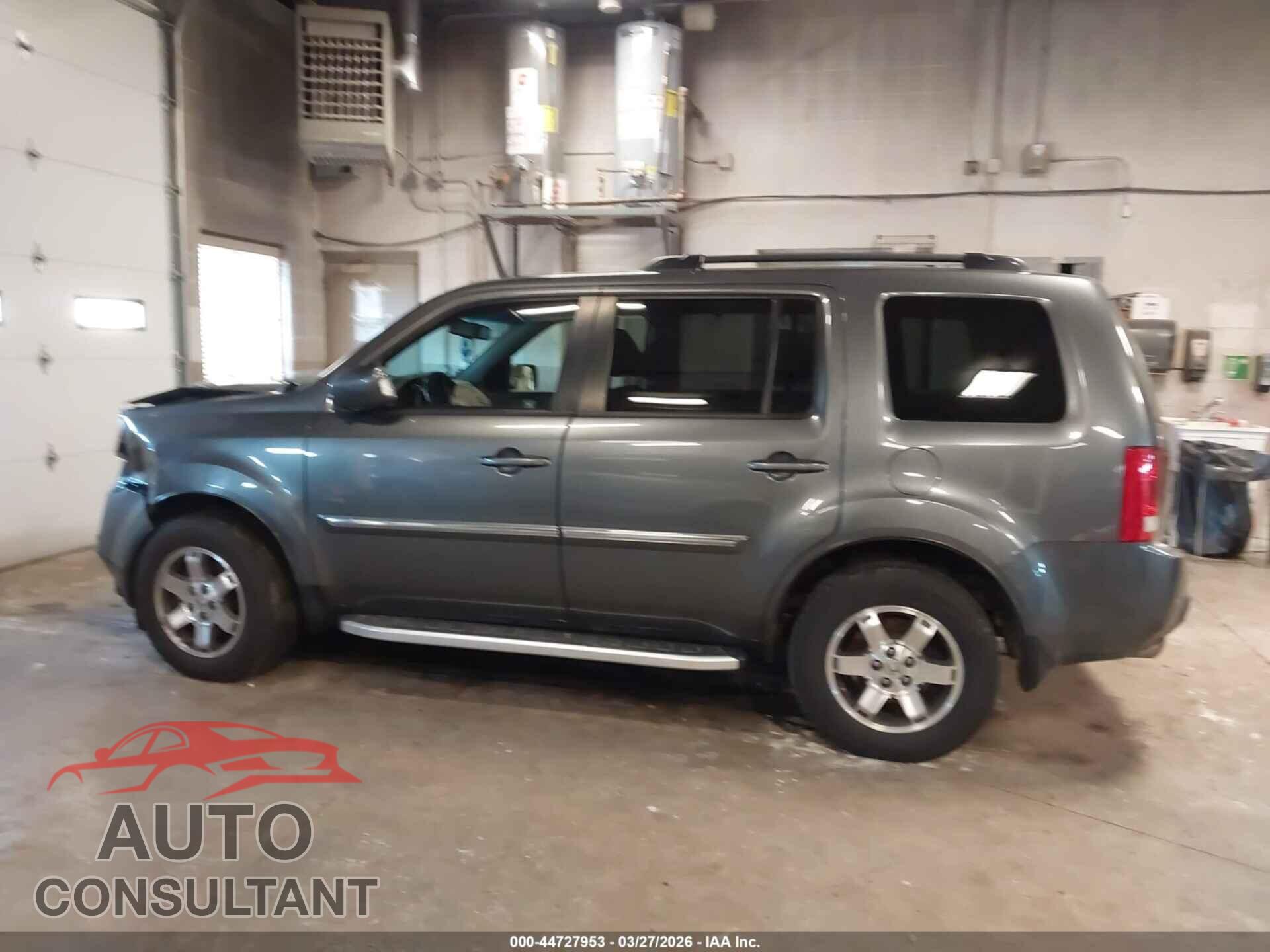 HONDA PILOT 2011 - 5FNYF4H99BB044224