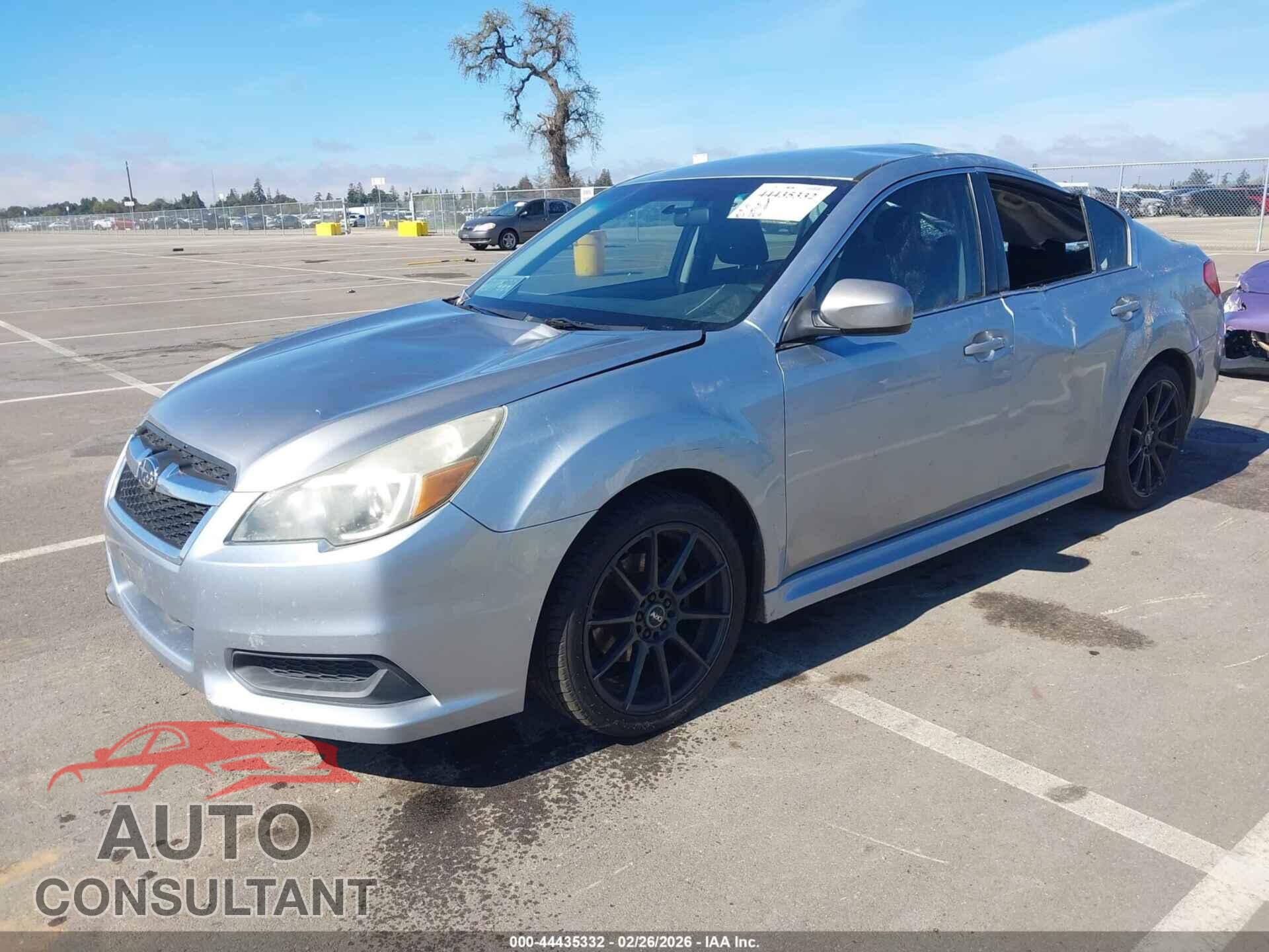 SUBARU LEGACY 2013 - 4S3BMBA68D3043209