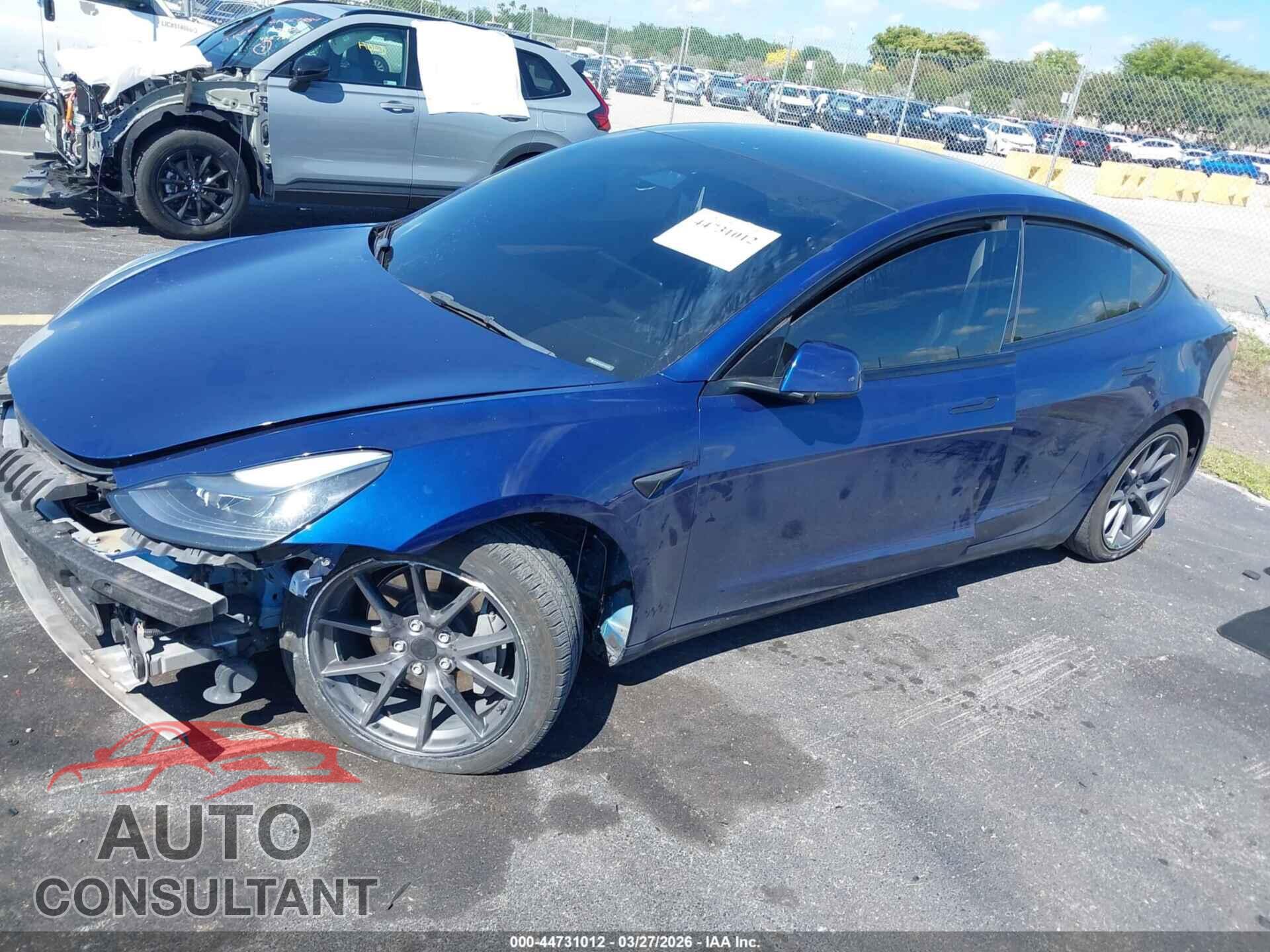TESLA MODEL 3 2021 - 5YJ3E1EA2MF100744