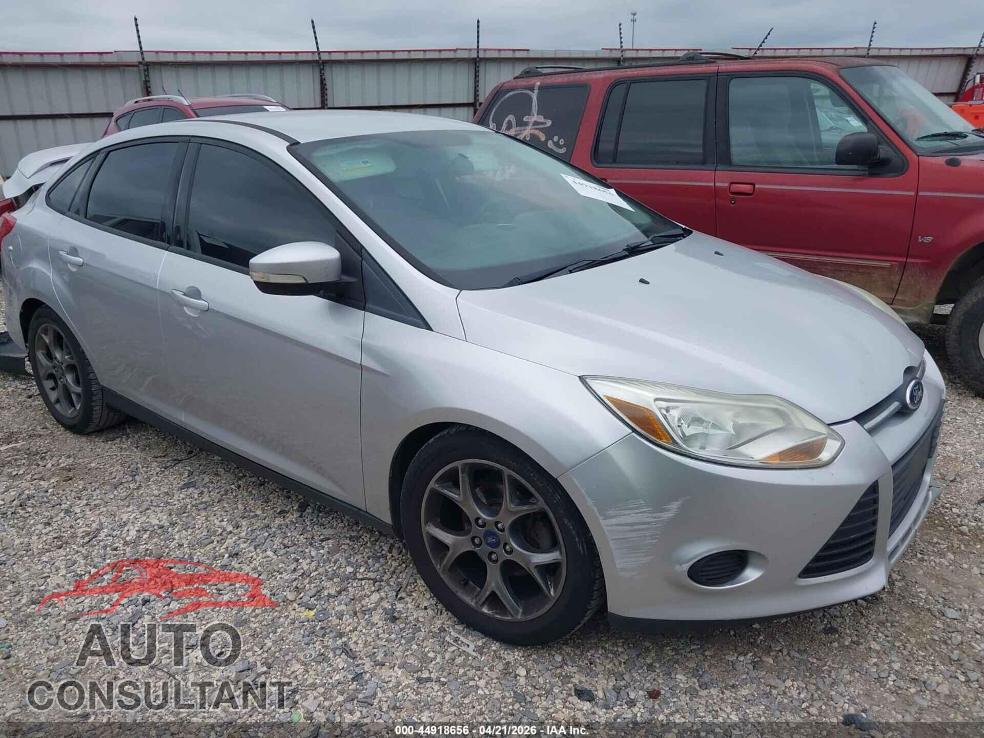 FORD FOCUS 2013 - 1FADP3F29DL158404
