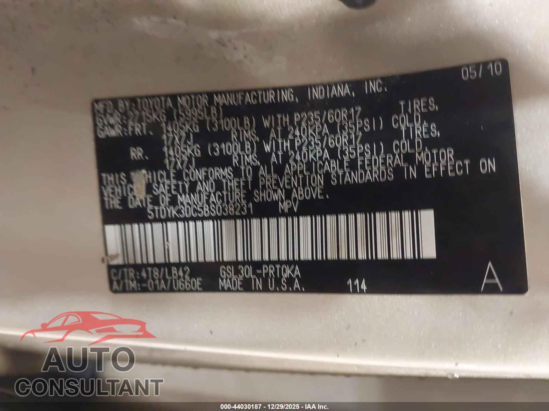 TOYOTA SIENNA 2011 - 5TDYK3DC5BS038231