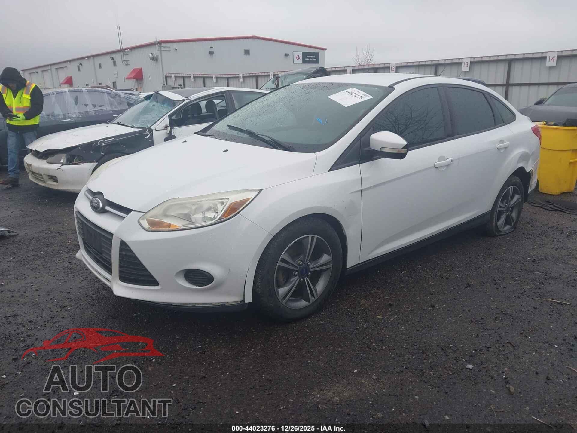 FORD FOCUS 2014 - 1FADP3F26EL200707