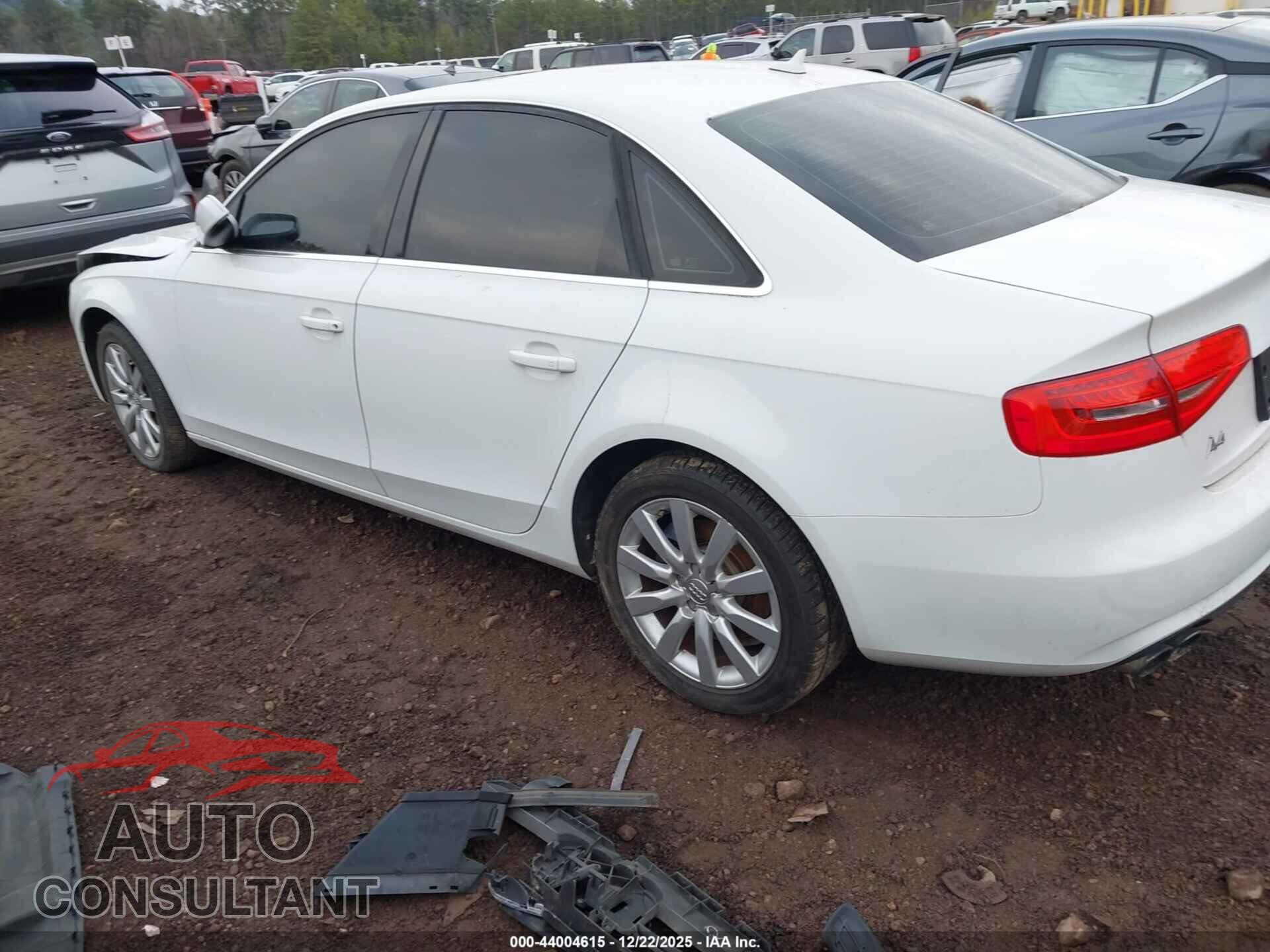 AUDI A4 2013 - WAUAFAFL2DA050616