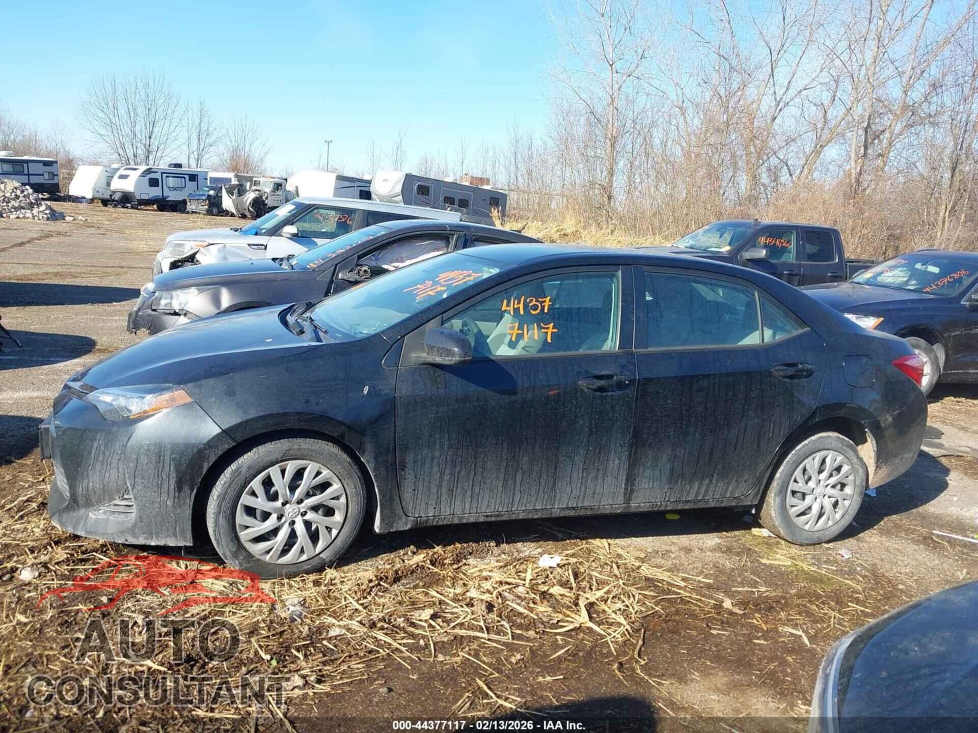 TOYOTA COROLLA 2017 - 2T1BURHEXHC819603