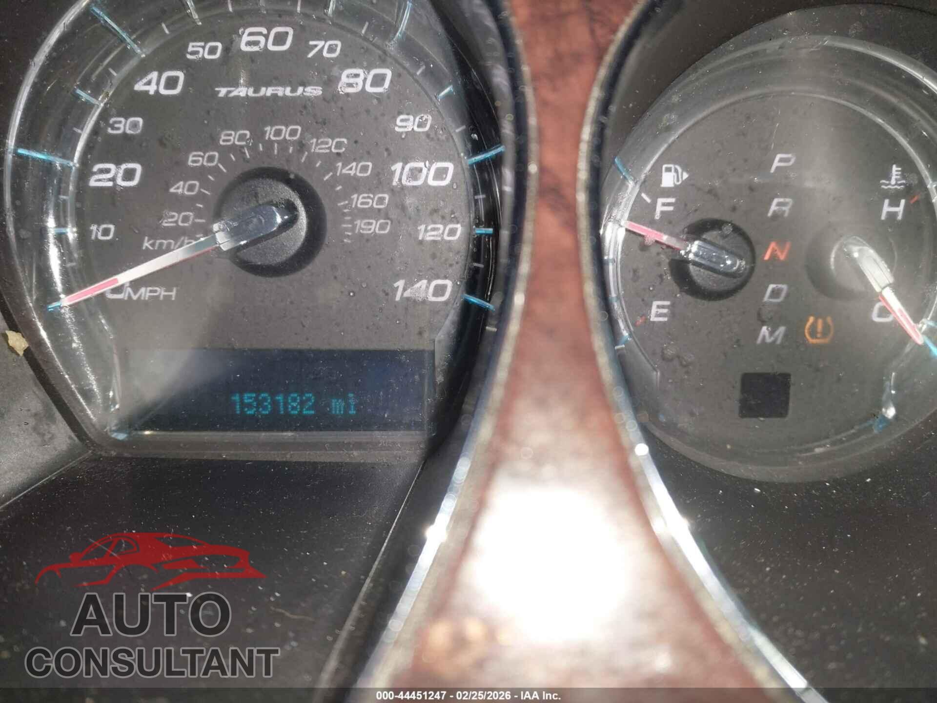 FORD TAURUS 2011 - 1FAHP2EW1BG155048
